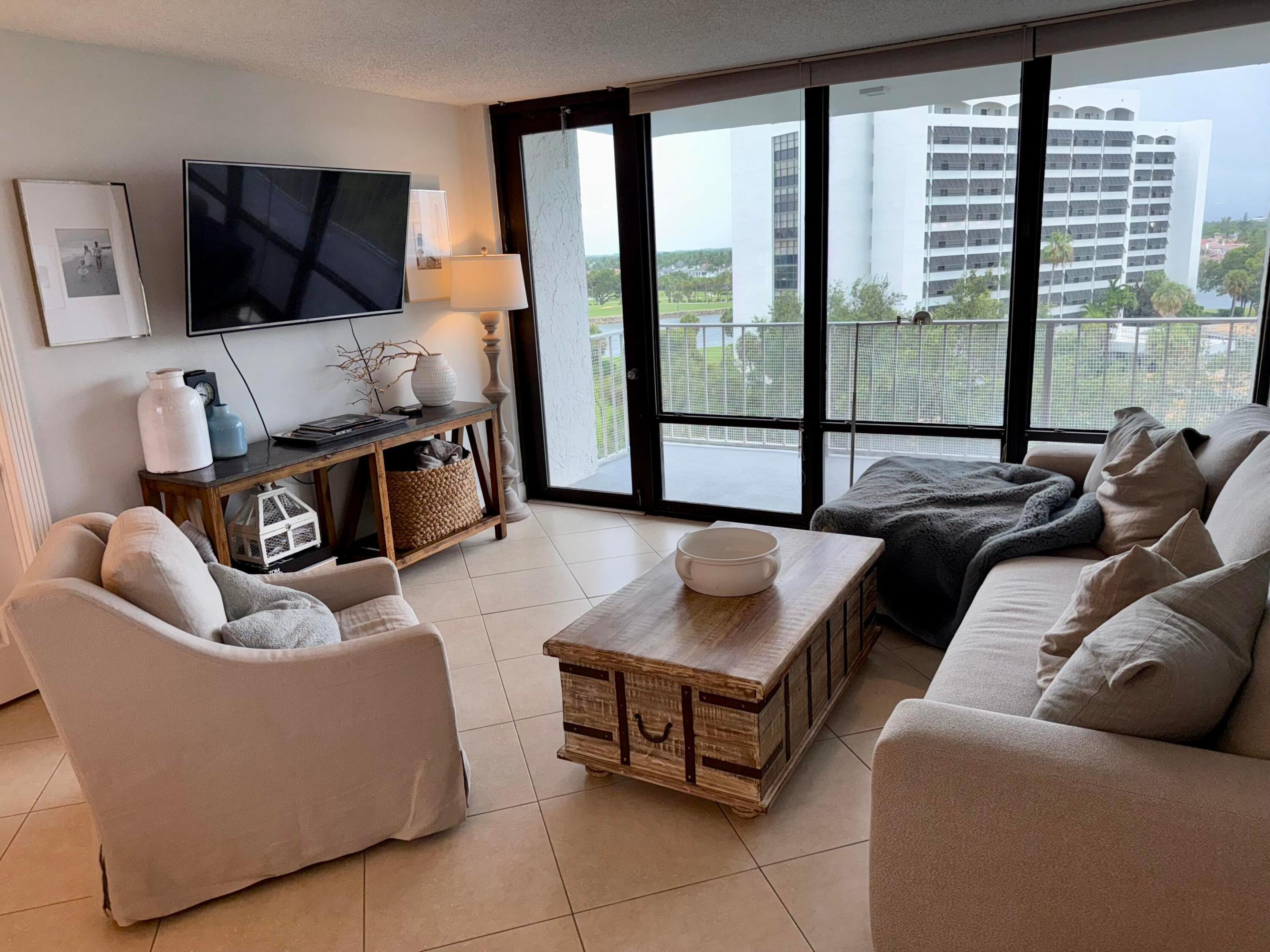 336 Golfview Road 718