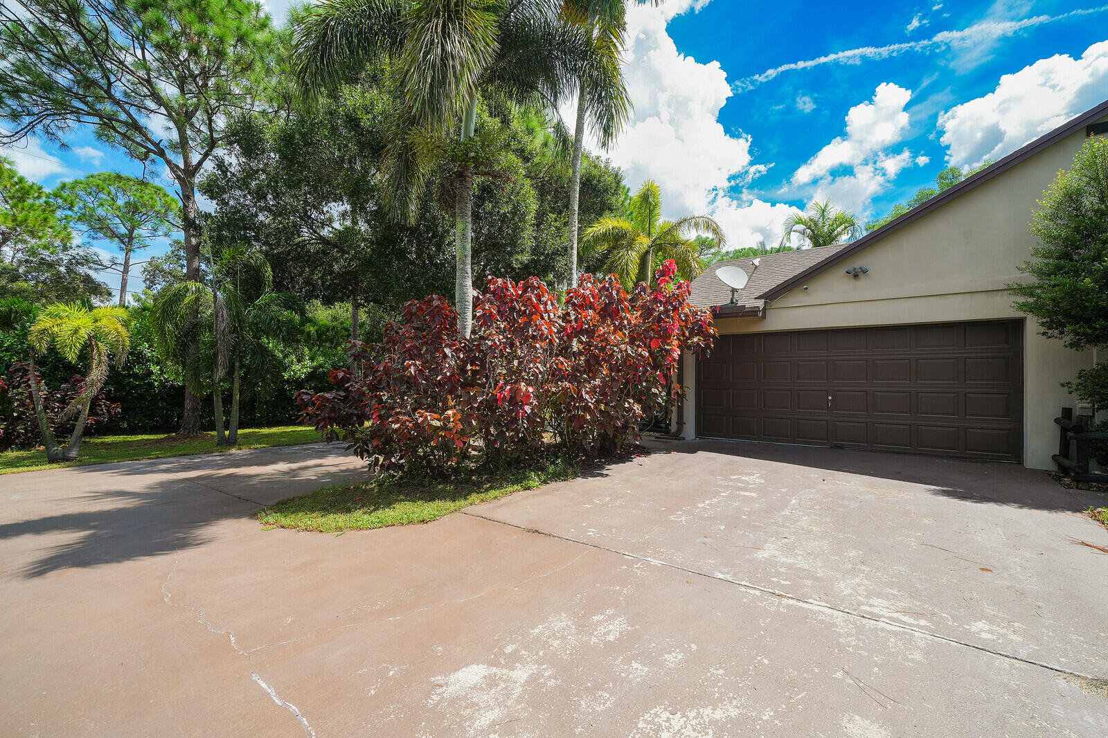 12212 82nd Street N
