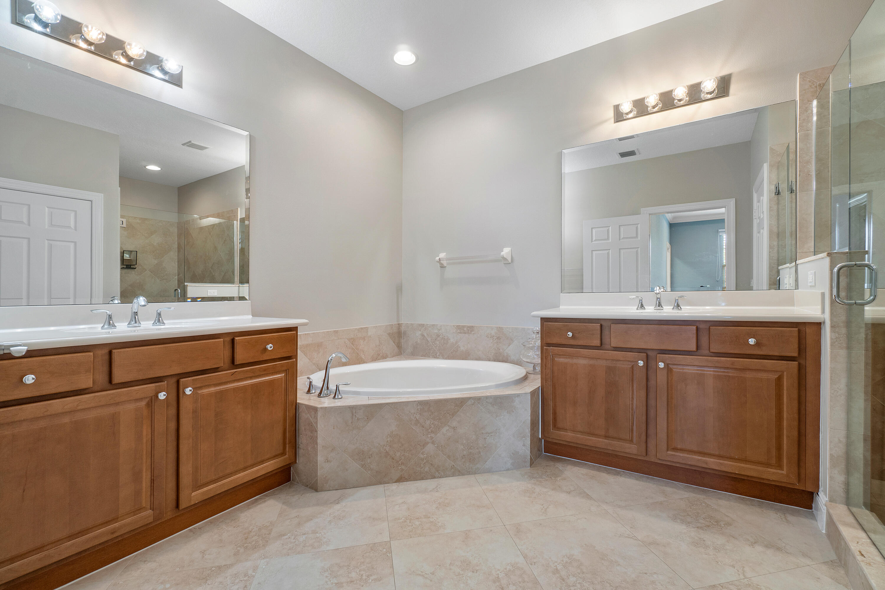 4612 Cadiz Circle