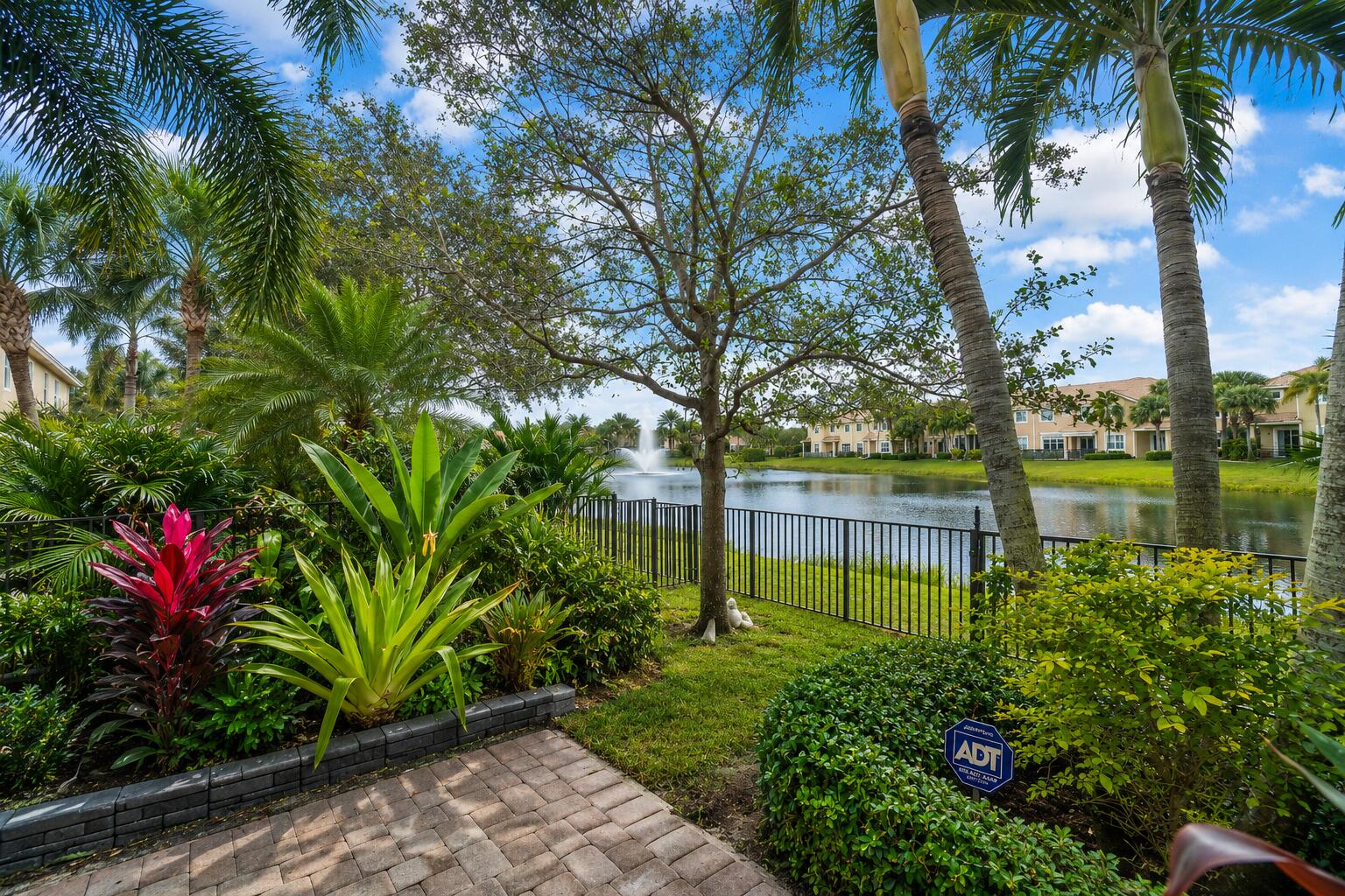 4612 Cadiz Circle