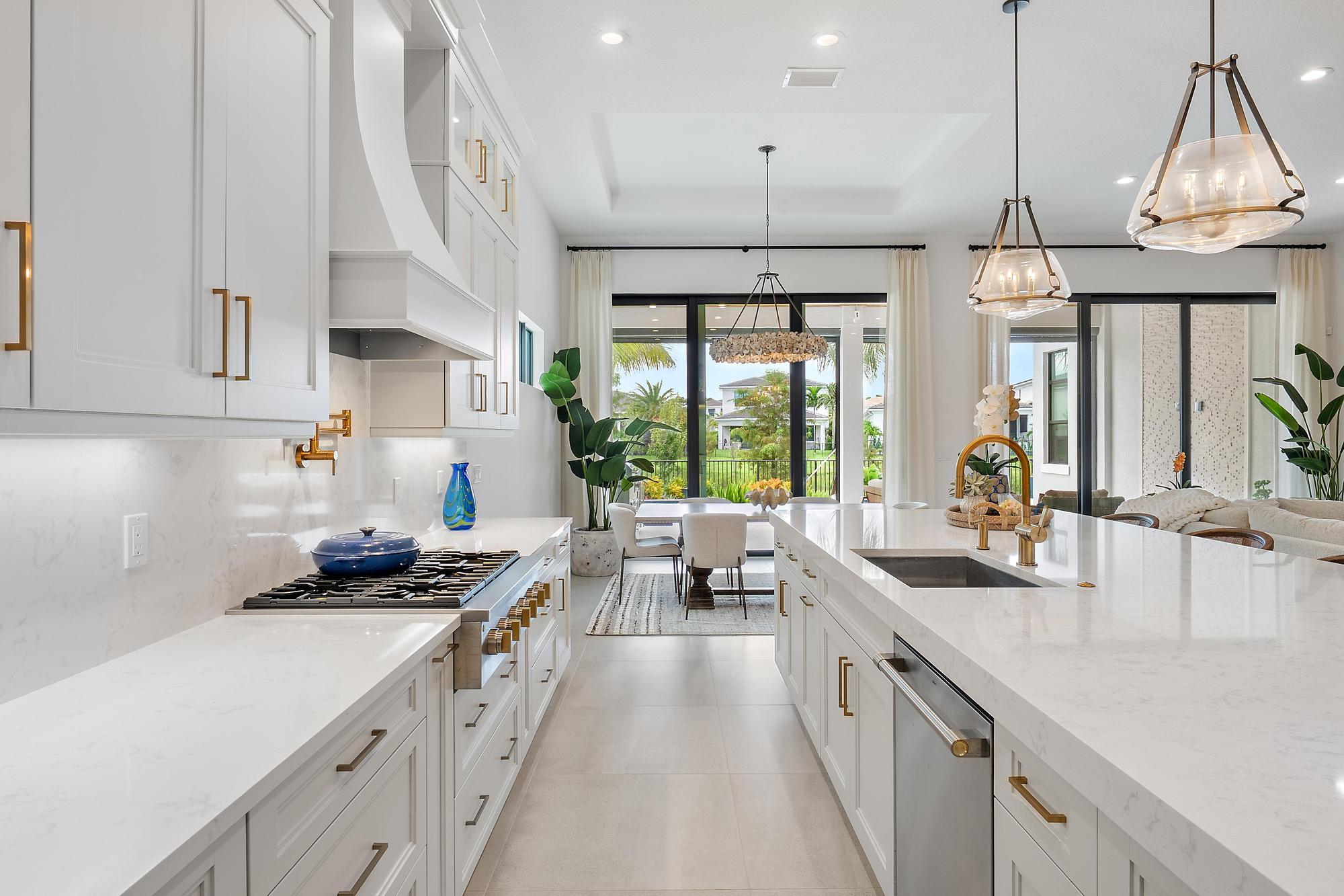 13195 ARTISAN Circle