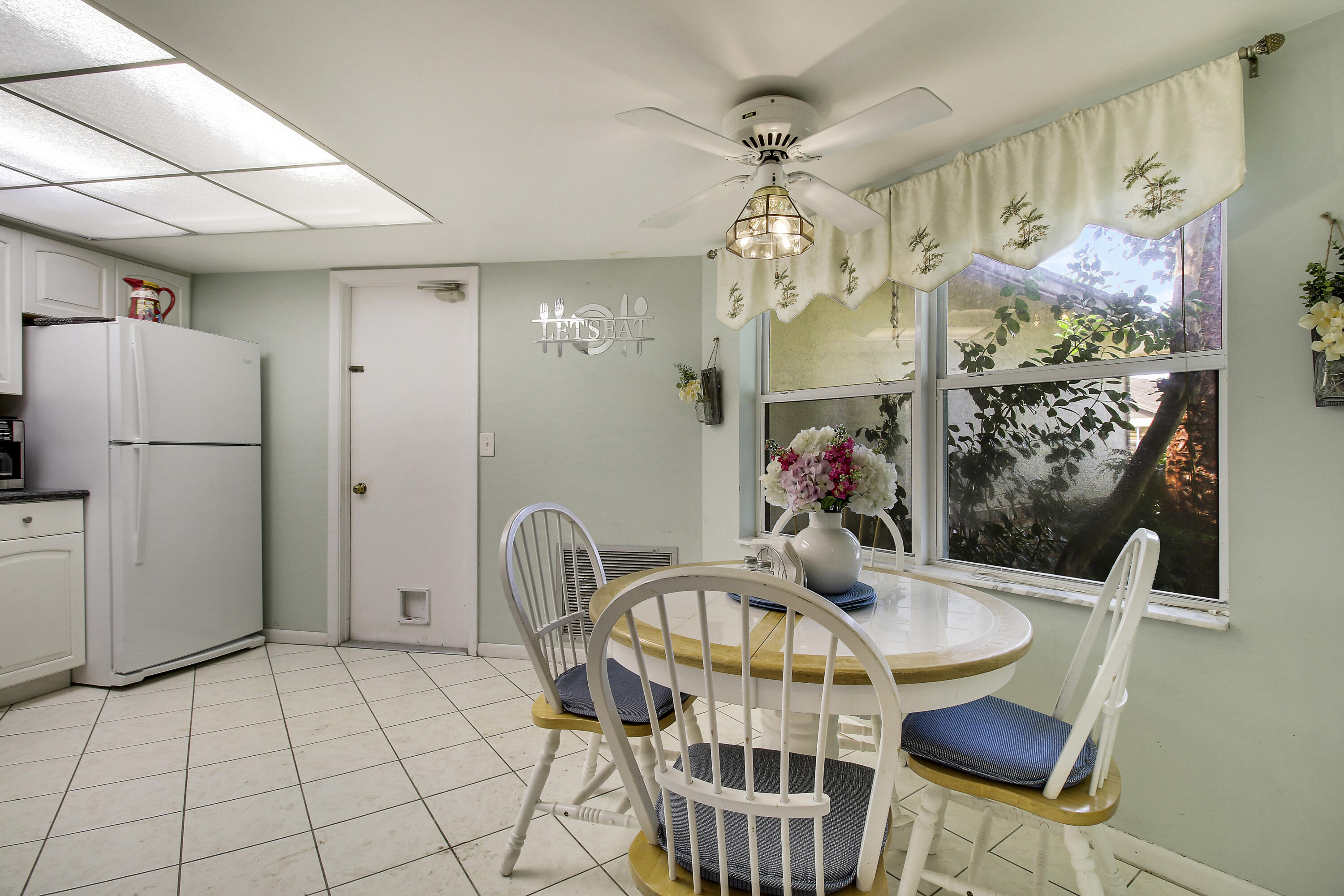 105 Raintree Trail