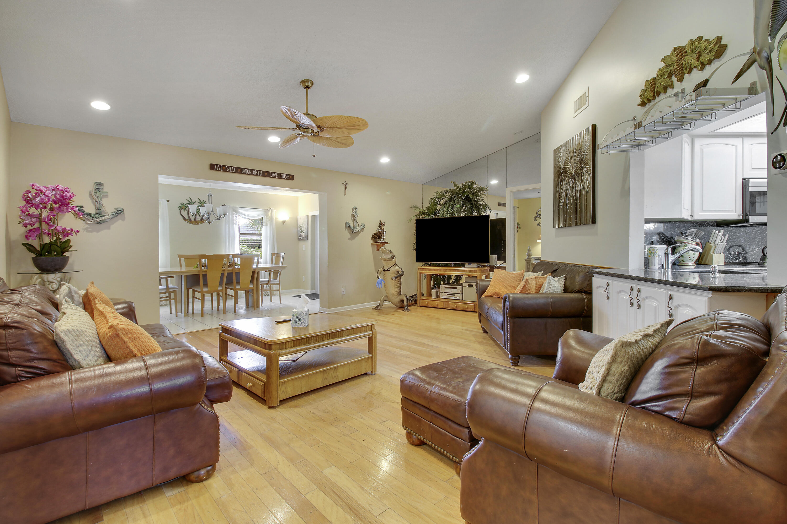 105 Raintree Trail
