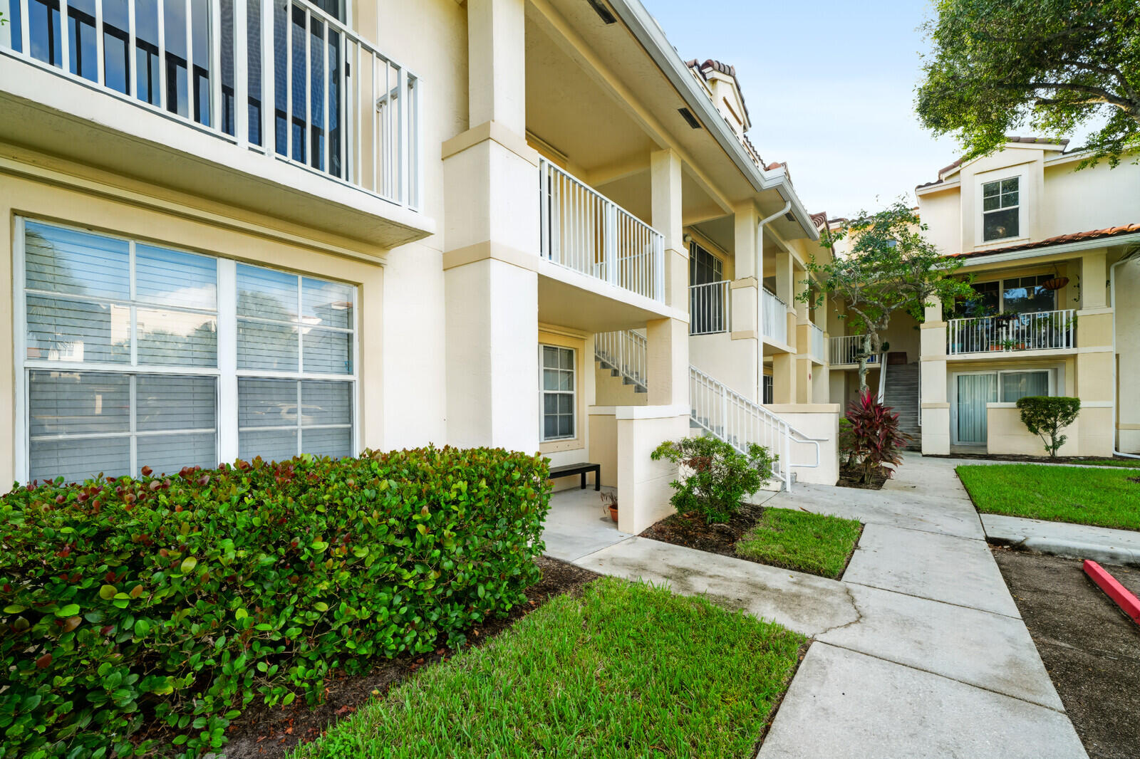 4772 CHANCELLOR Drive 24