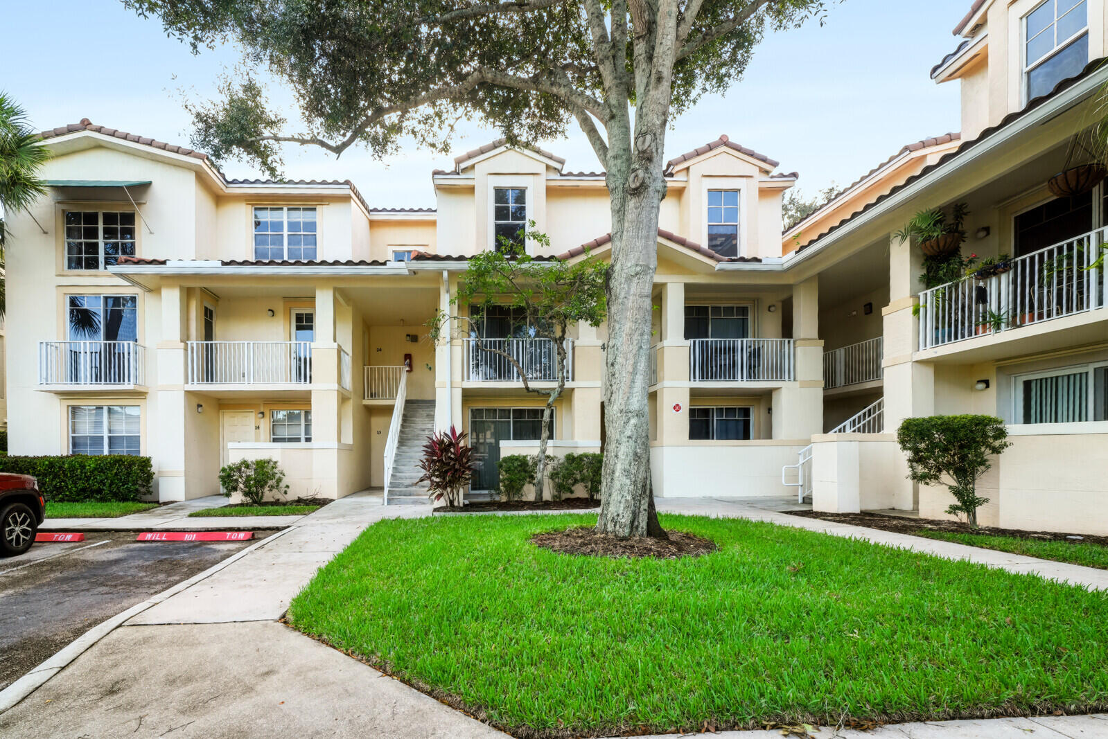4772 Chancellor Drive 24 Jupiter Fl Us 33458 B26089076