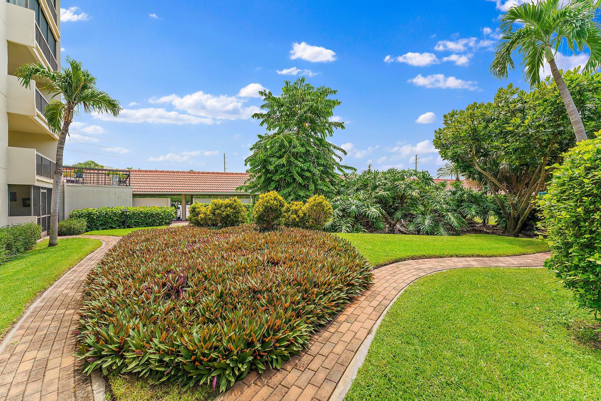 300 Golfview Road Unit: 105