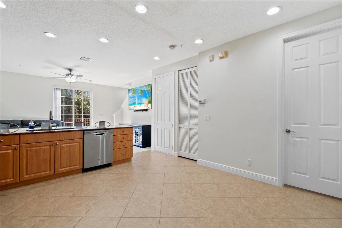 108 Jesup Lane