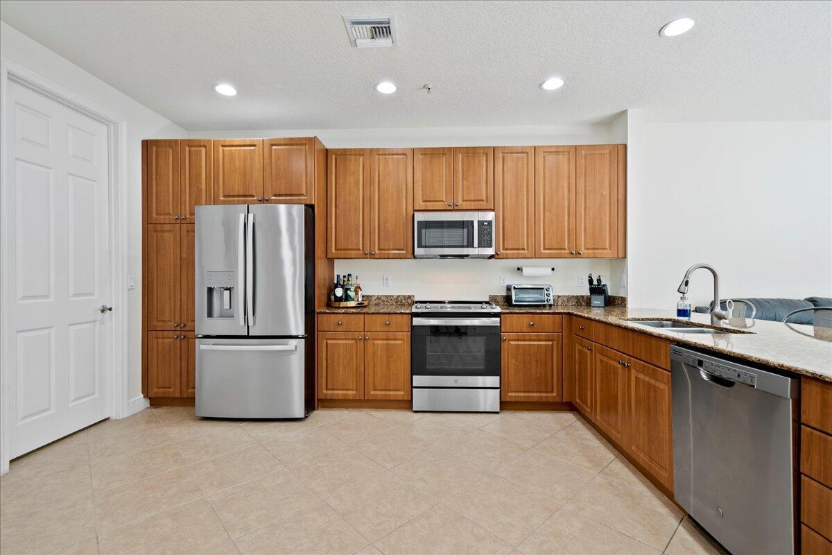 108 Jesup Lane