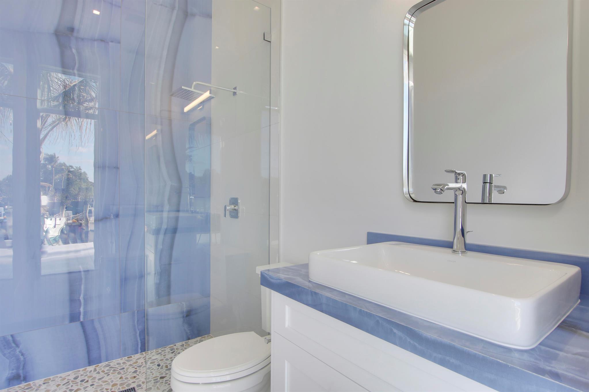 717 Harbour Point Drive