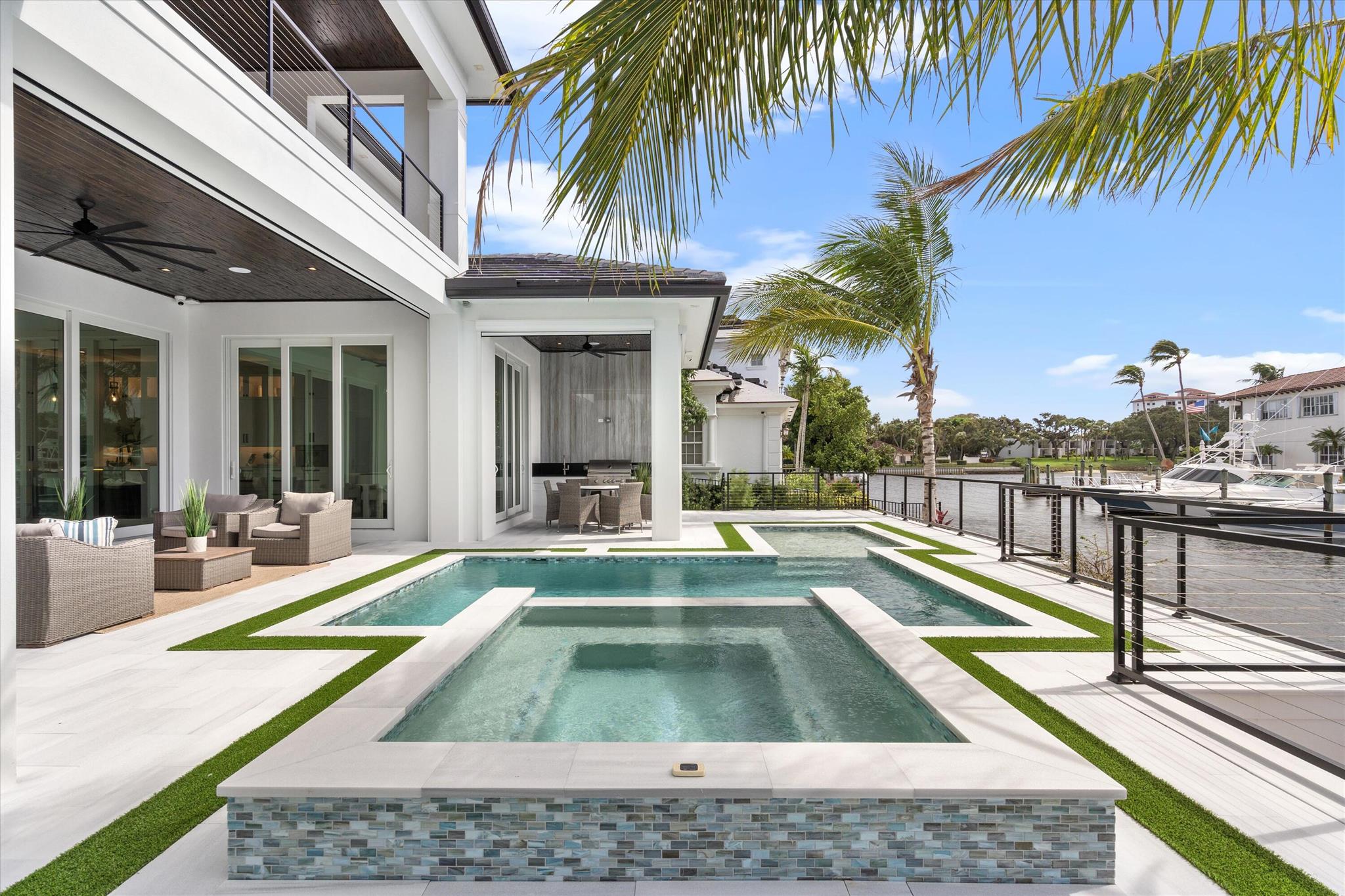 717 Harbour Point Drive