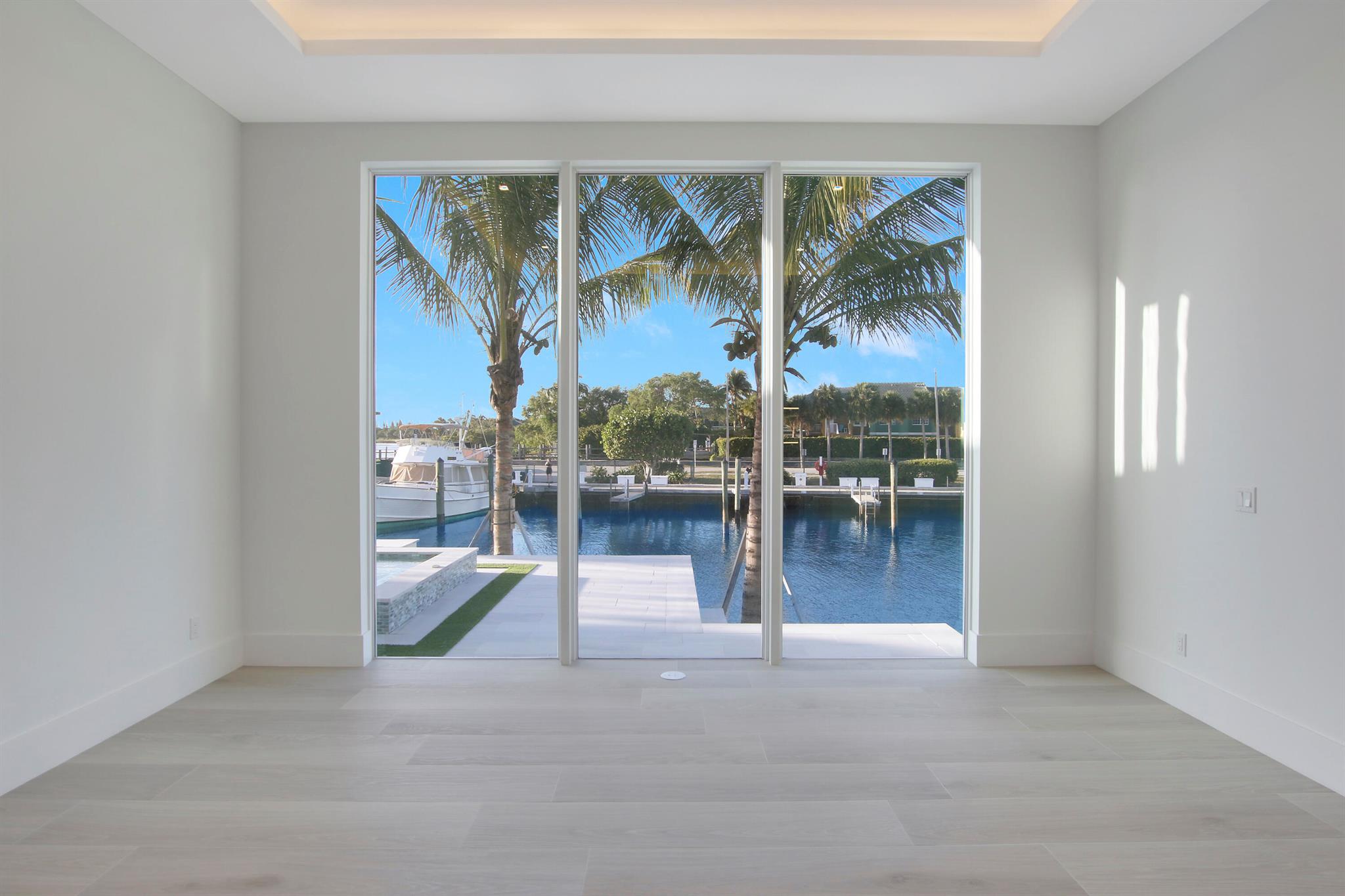 717 Harbour Point Drive