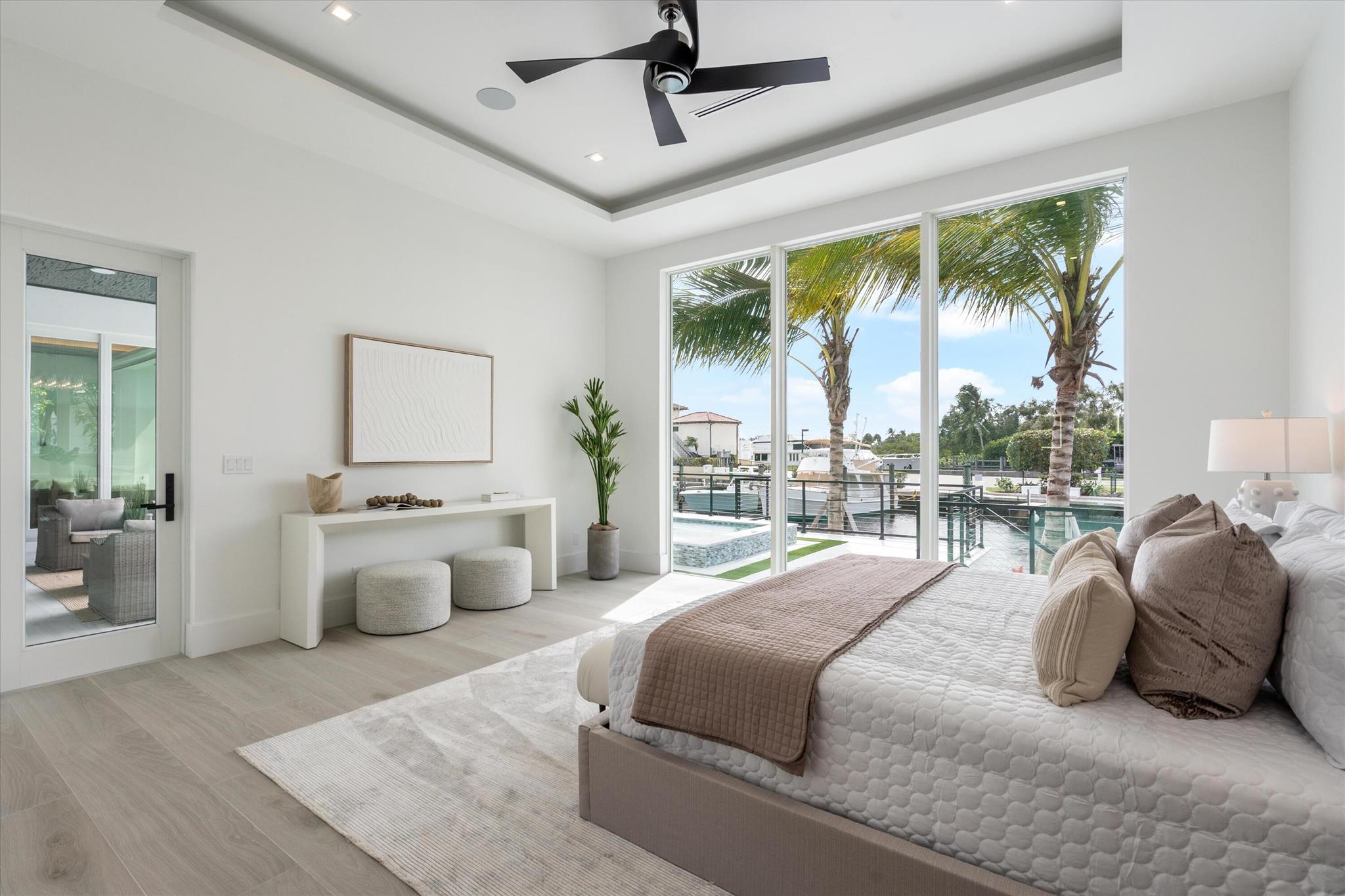 717 Harbour Point Drive