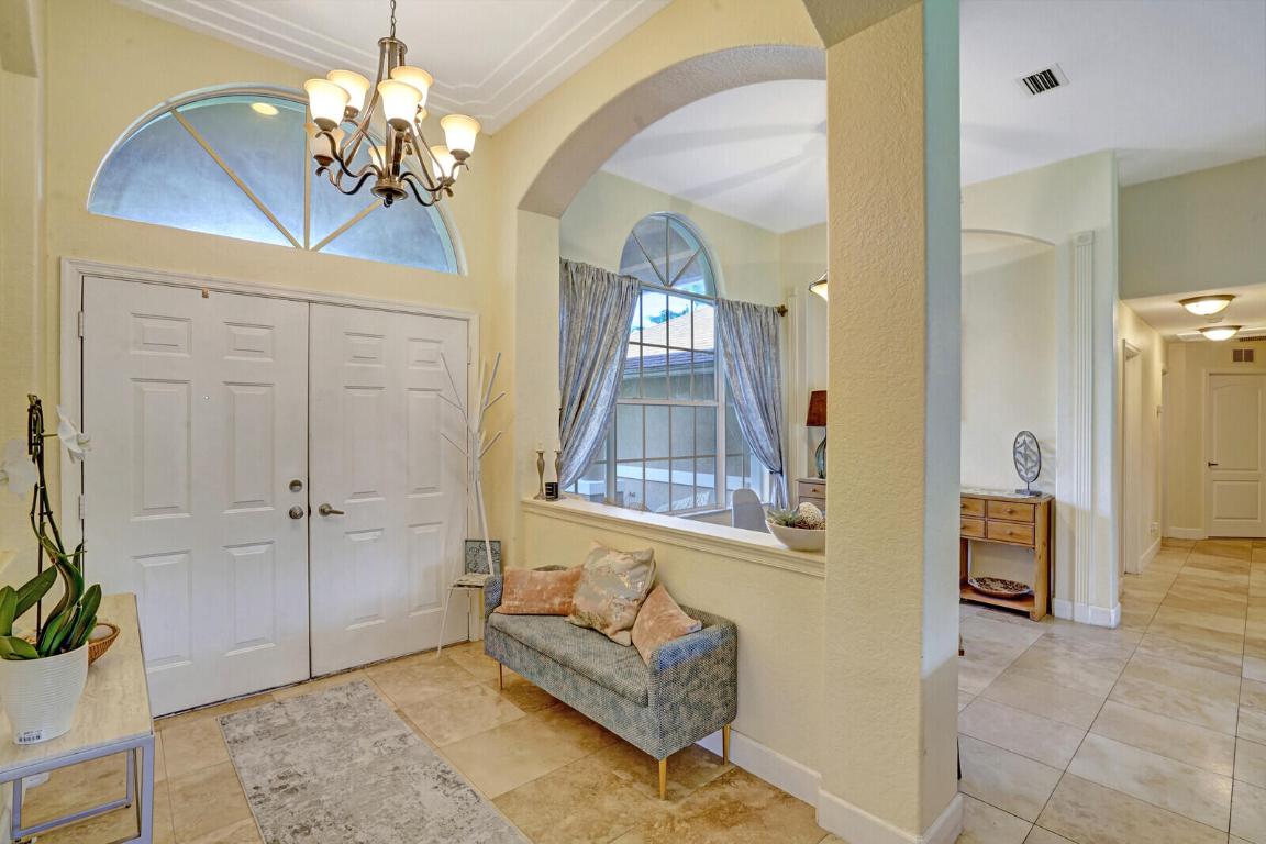 7534 Coconut Boulevard