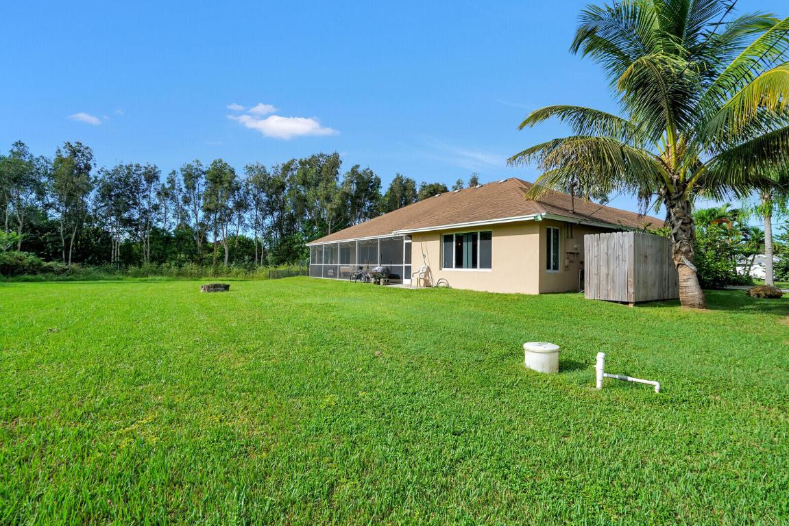 7534 Coconut Boulevard