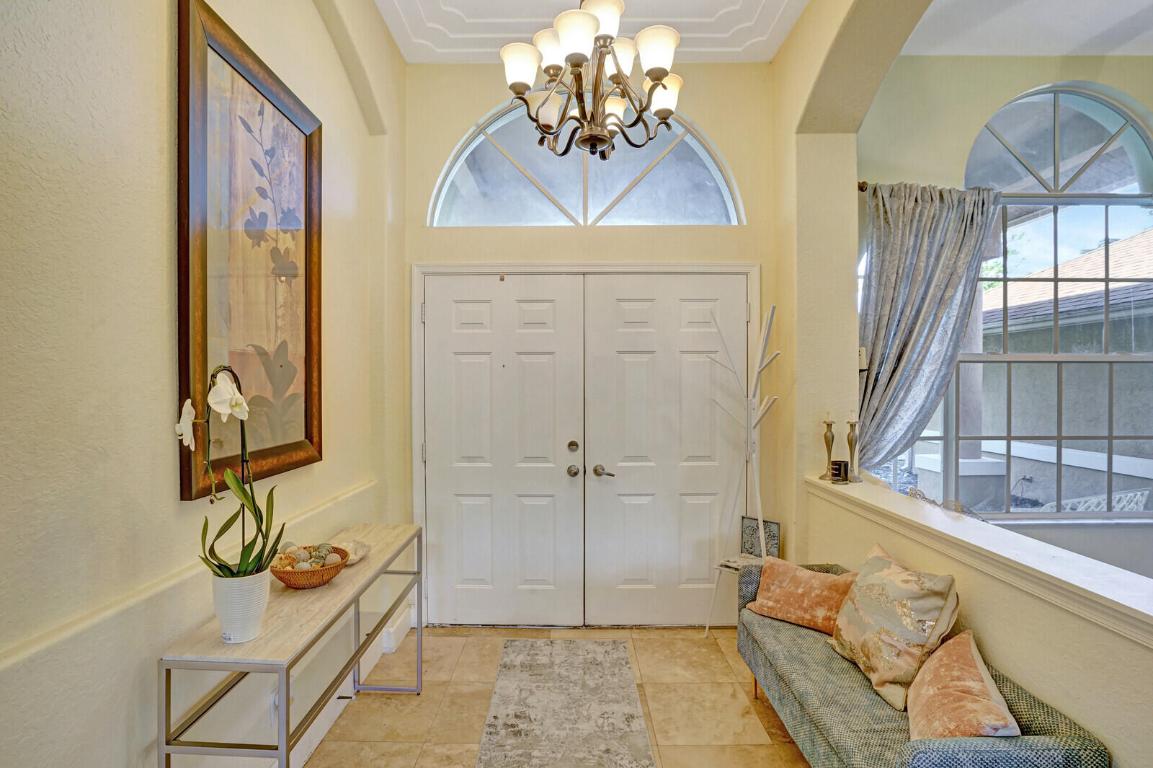 7534 Coconut Boulevard