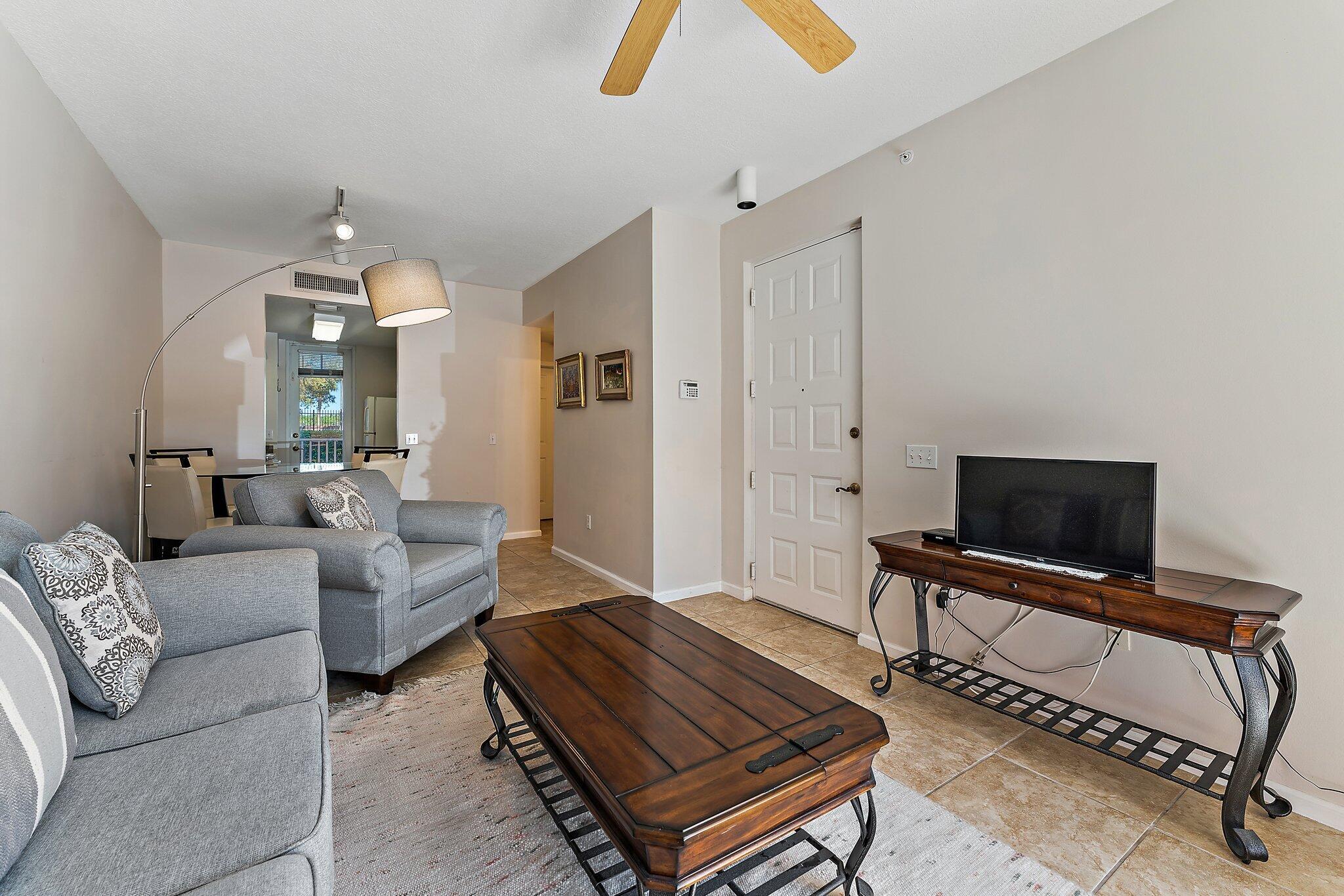 1080 University Boulevard Unit: 11