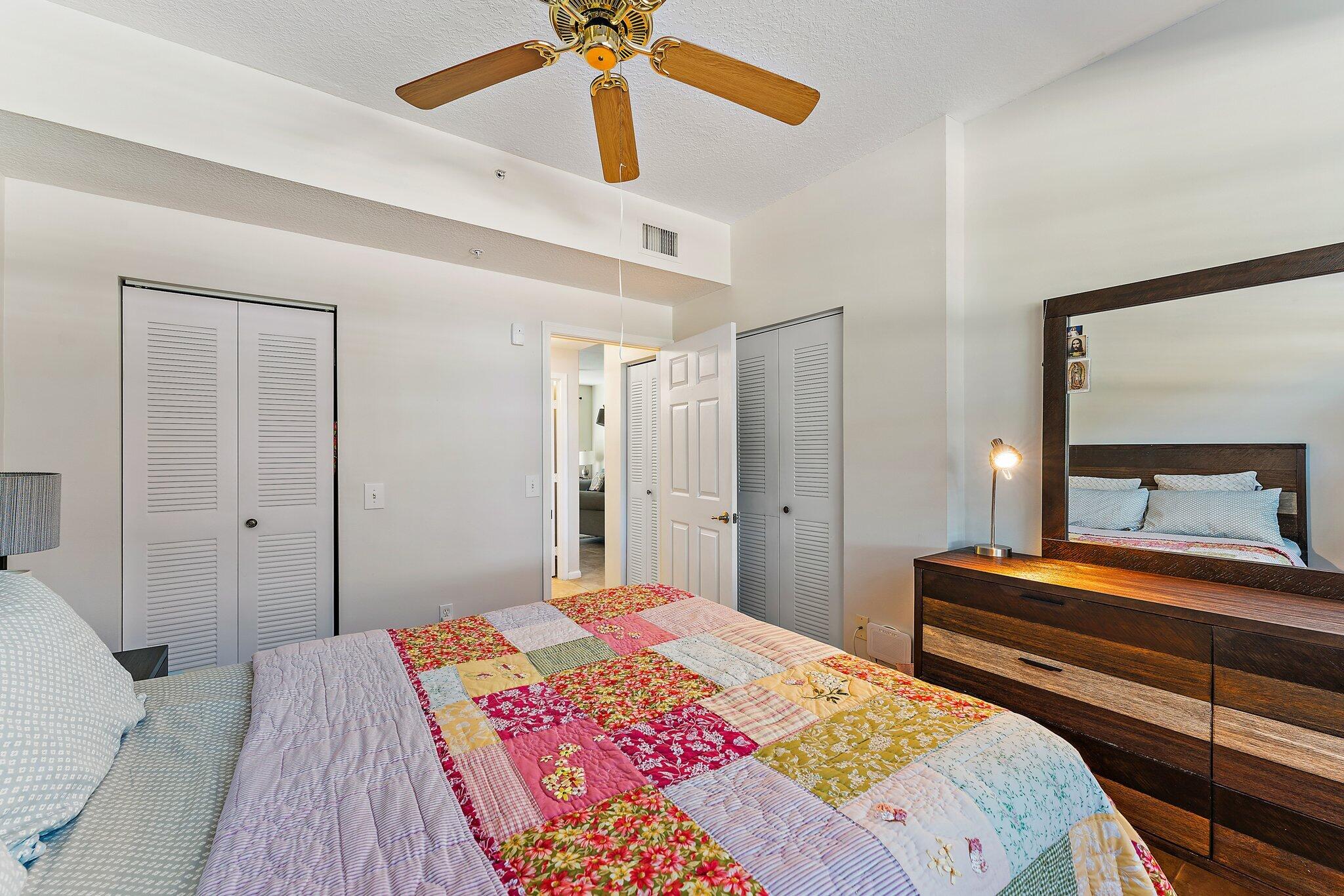 1080 University Boulevard Unit: 11