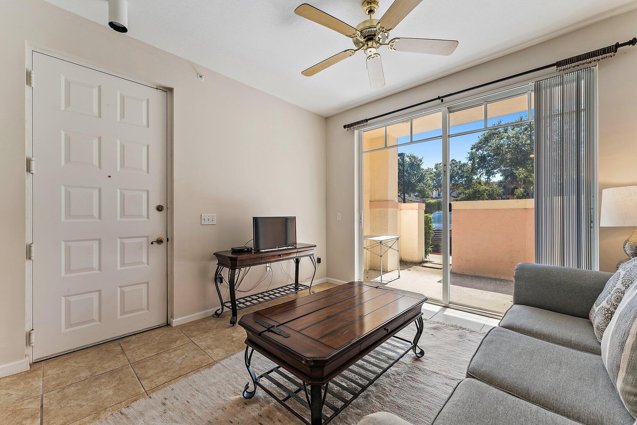 1080 University Boulevard Unit: 11