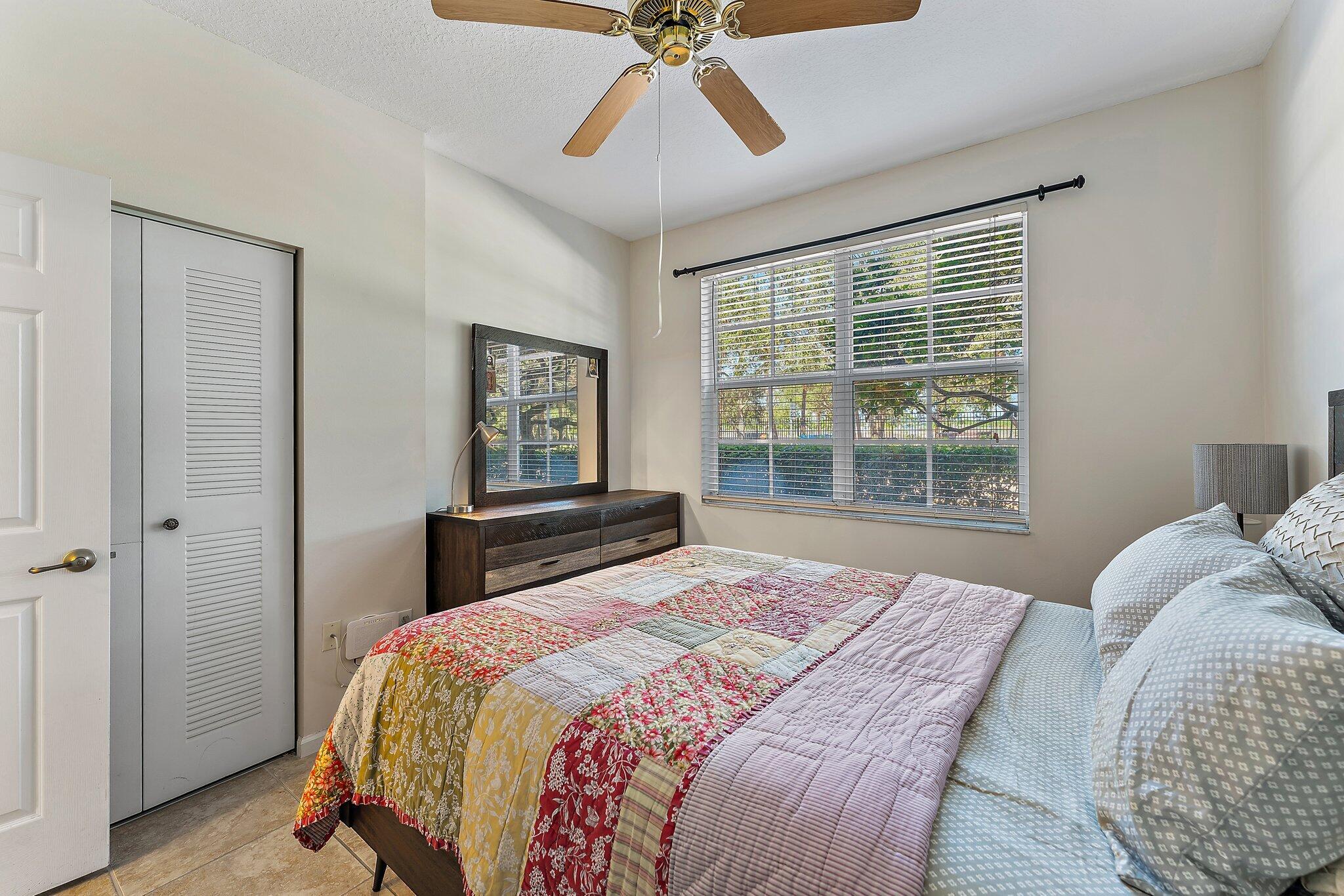 1080 University Boulevard Unit: 11