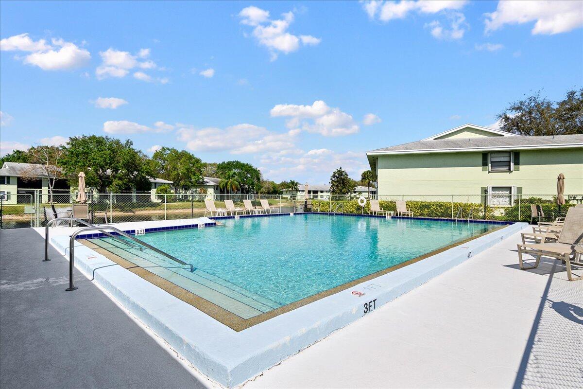 701 Sabal Ridge Circle Unit: B