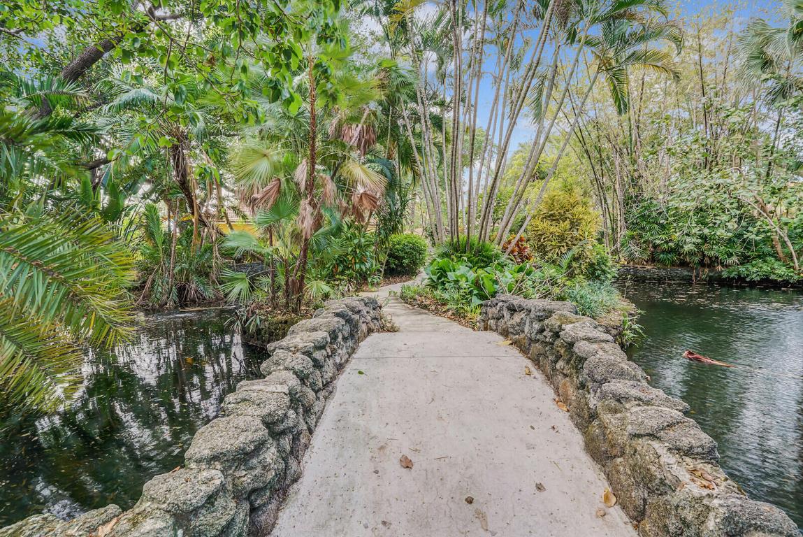 123 Yacht Club Way Unit: 107