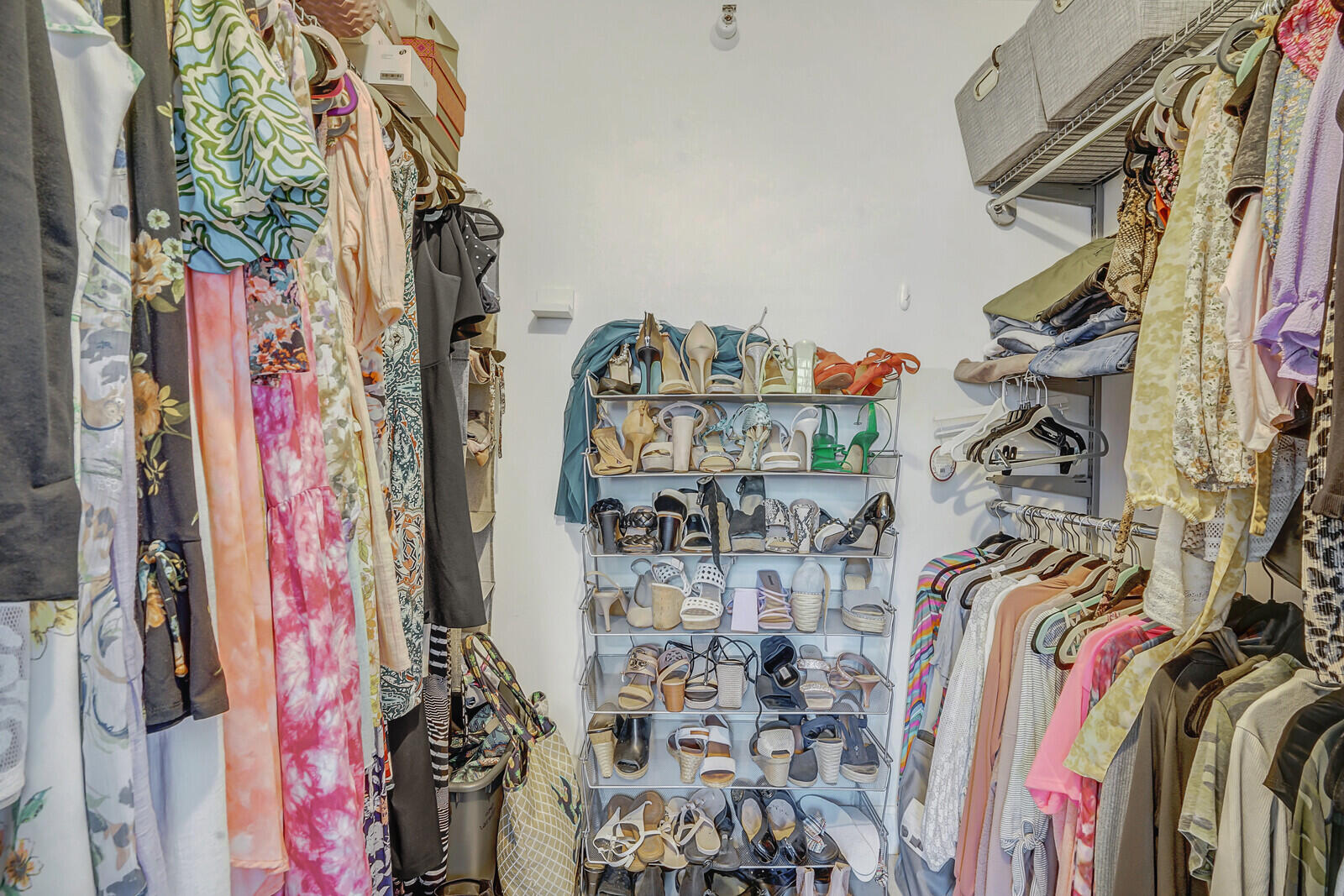 123 Yacht Club Way Unit: 107