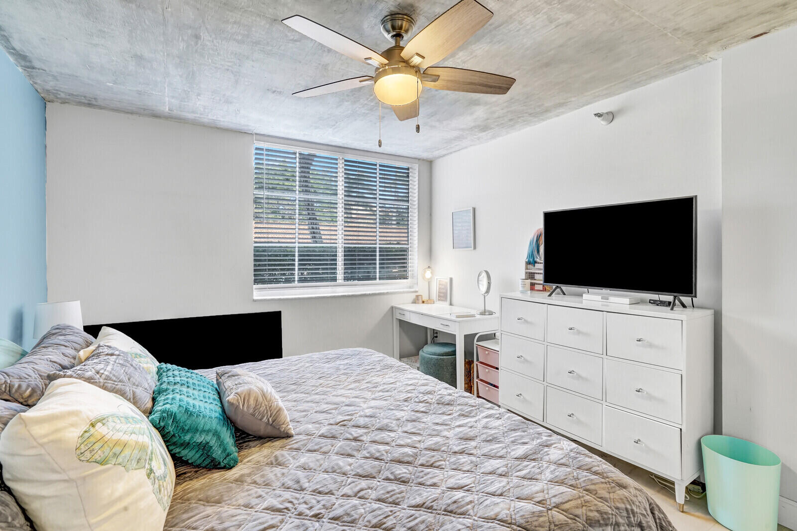 123 Yacht Club Way Unit: 107