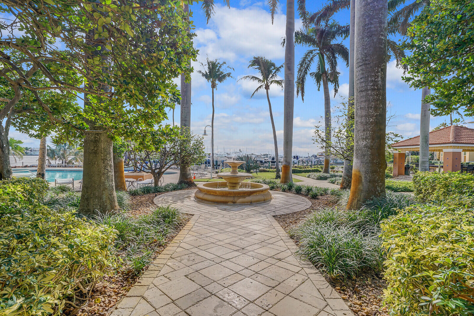 123 Yacht Club Way Unit: 107
