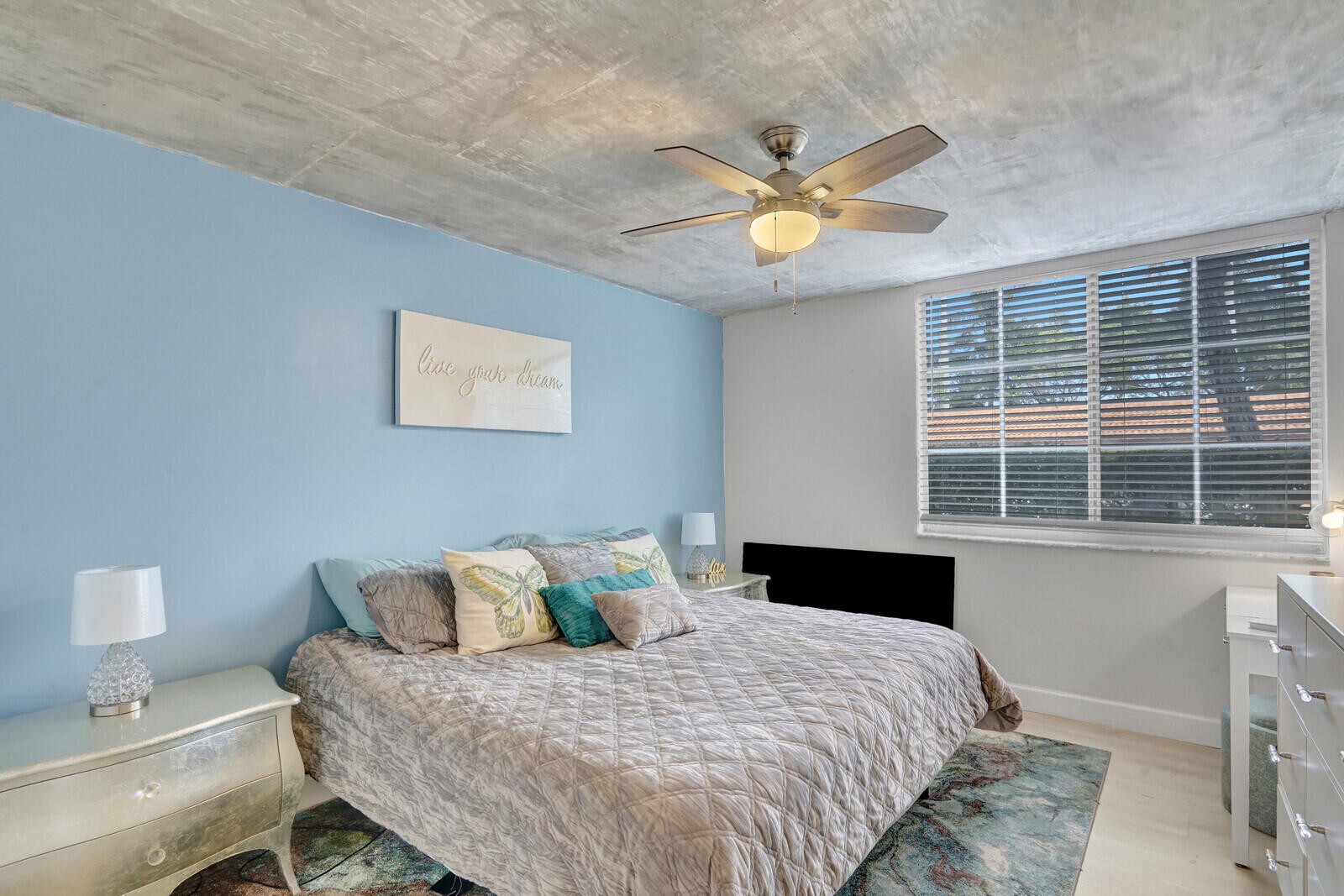 123 Yacht Club Way Unit: 107