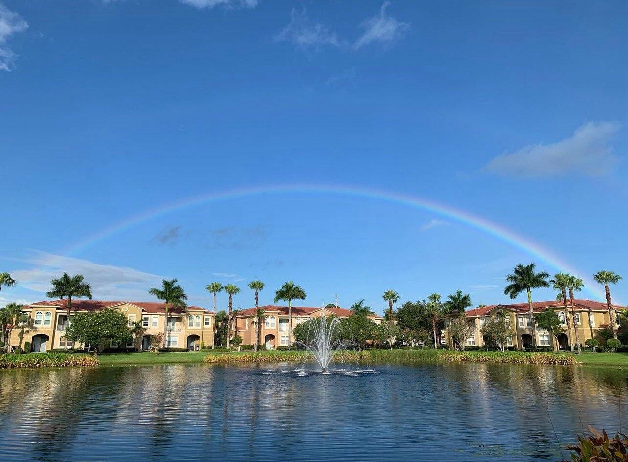 4890 Bonsai Circle Unit: 200