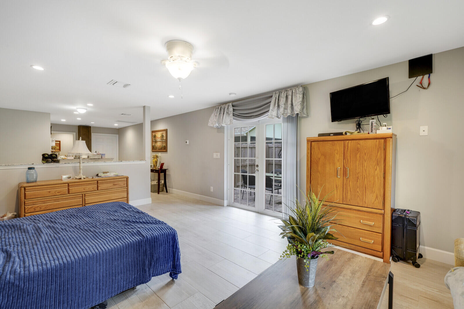 11953 66th Street N
