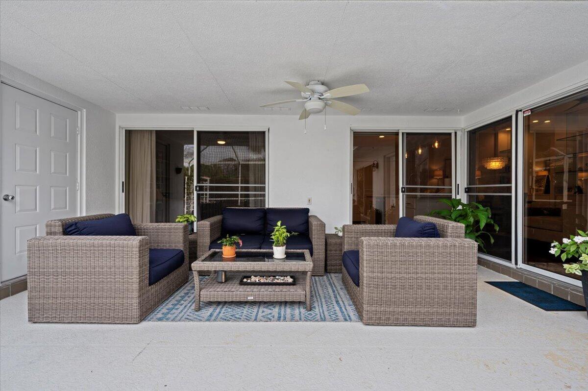 9601 Chapman Oak Court