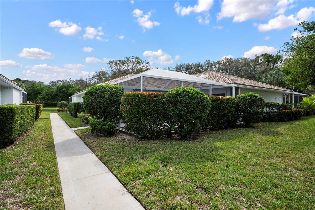 9601 Chapman Oak Court