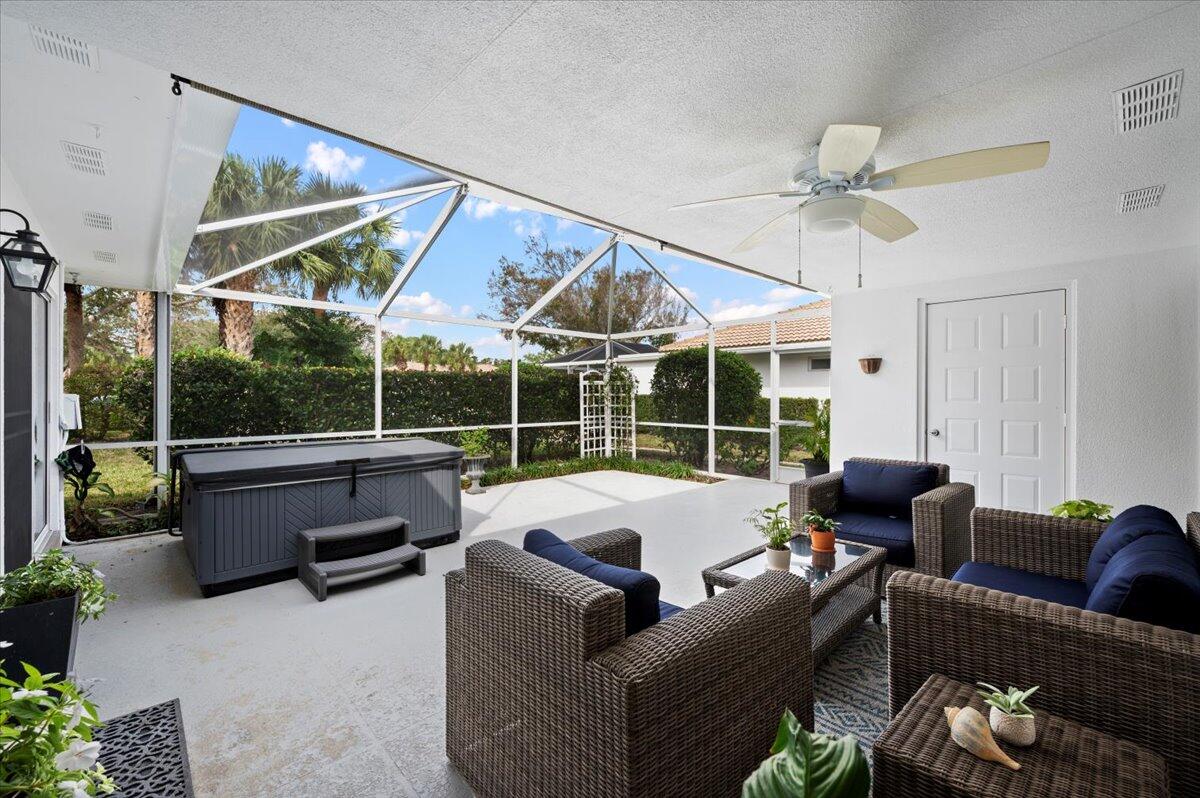 9601 Chapman Oak Court