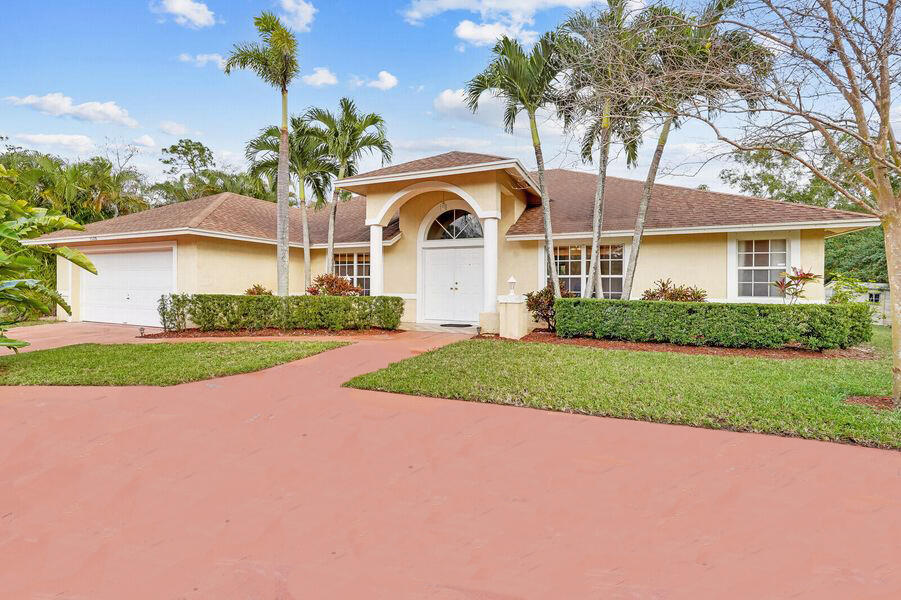 15728 81st Terrace N