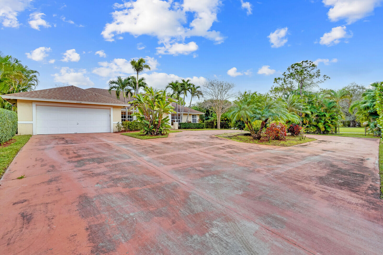 15728 81st Terrace N