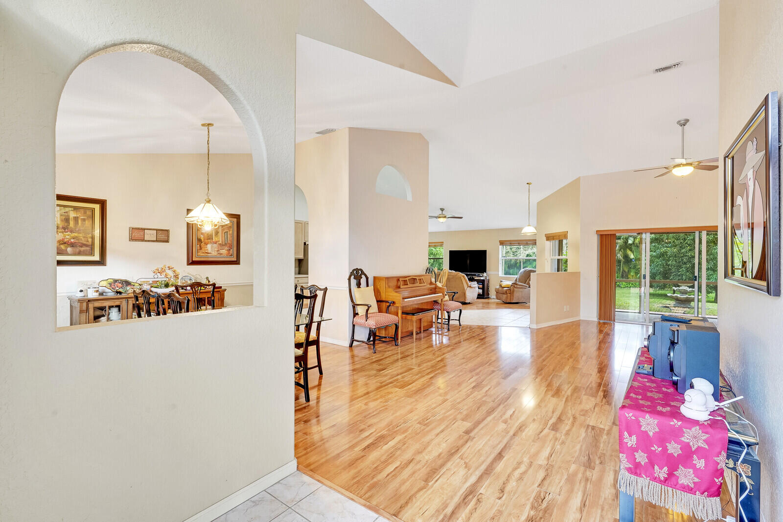 15728 81st Terrace N