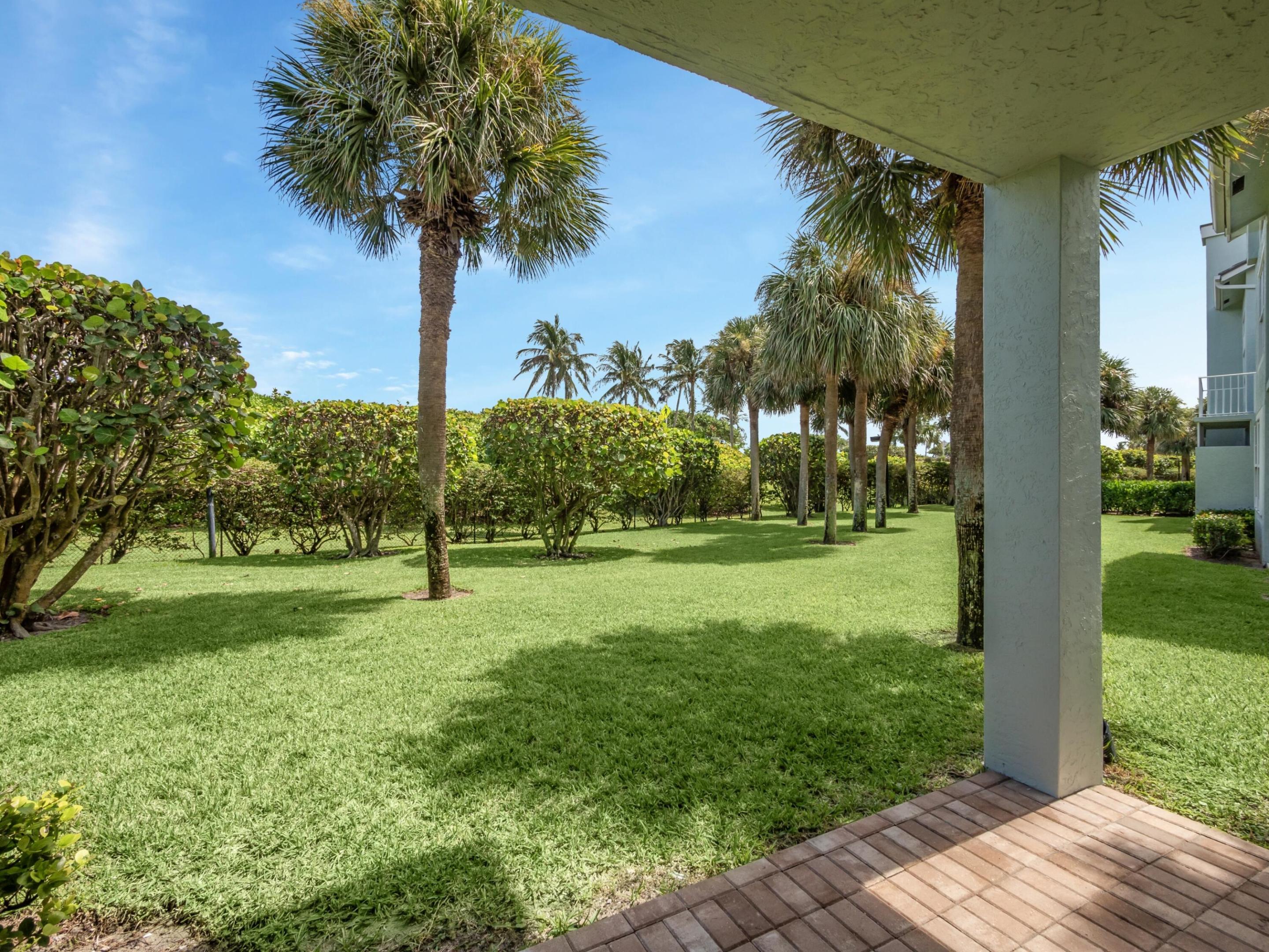 607 Mainsail Circle
