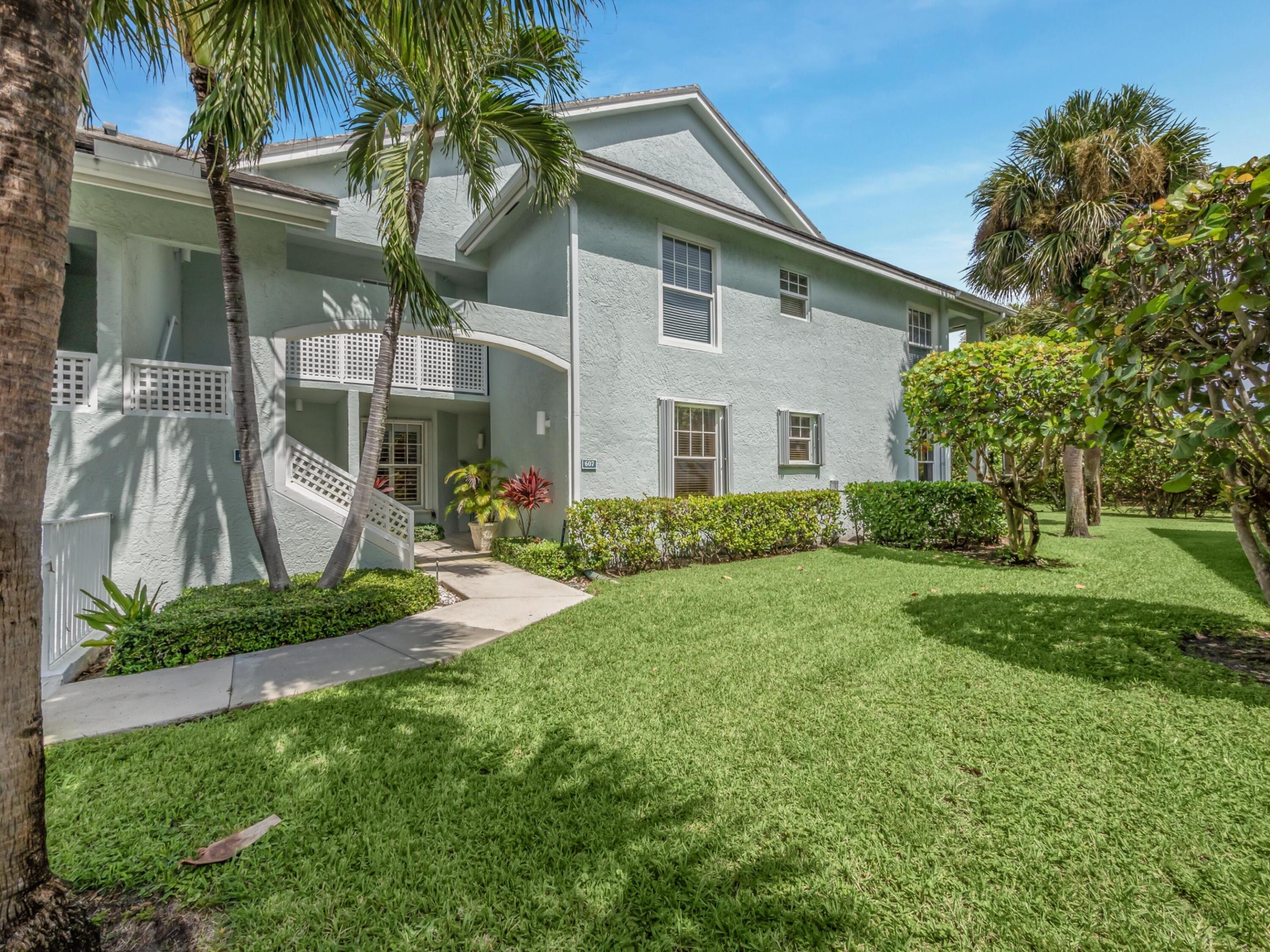 607 Mainsail Circle