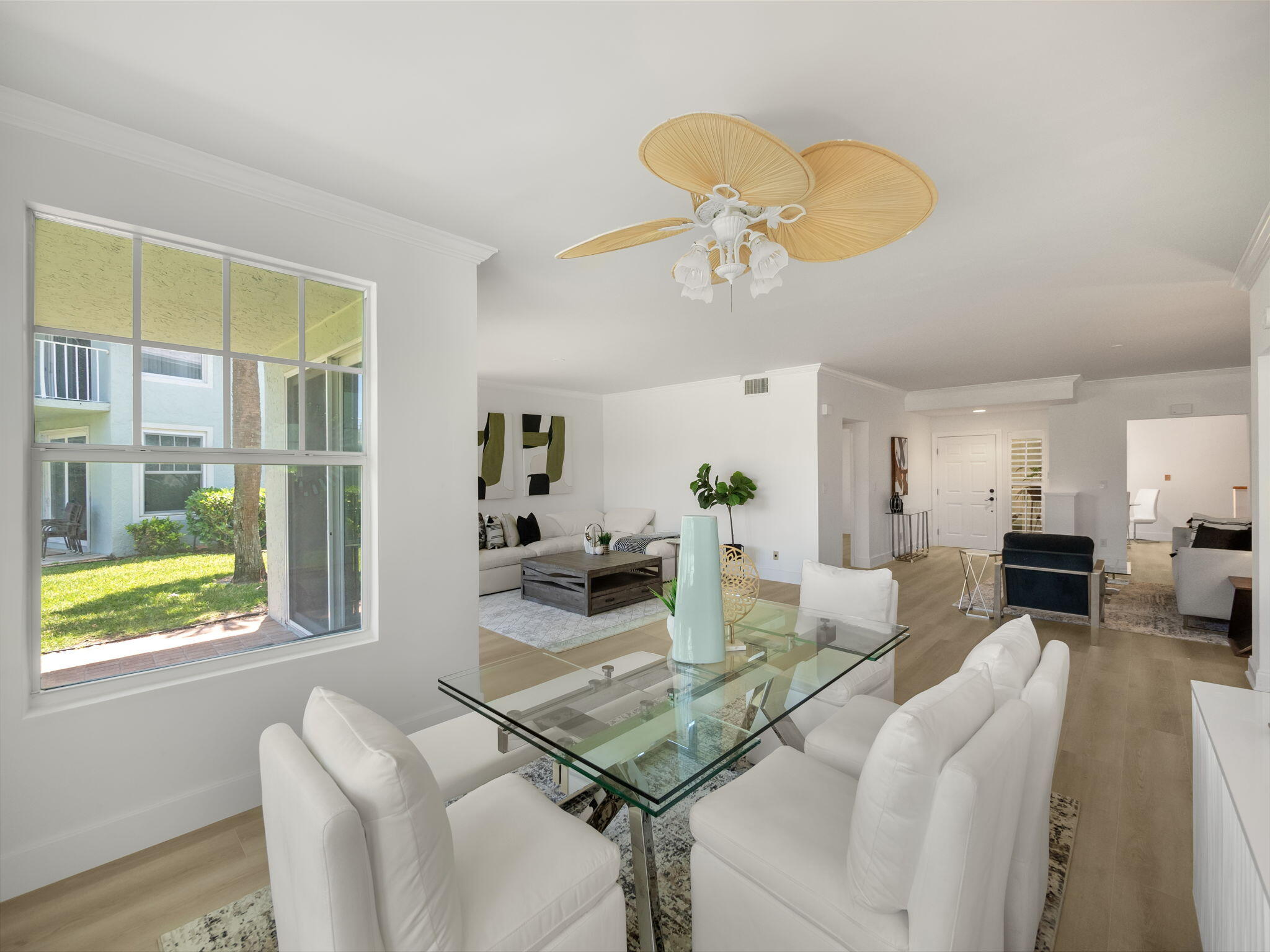 607 Mainsail Circle