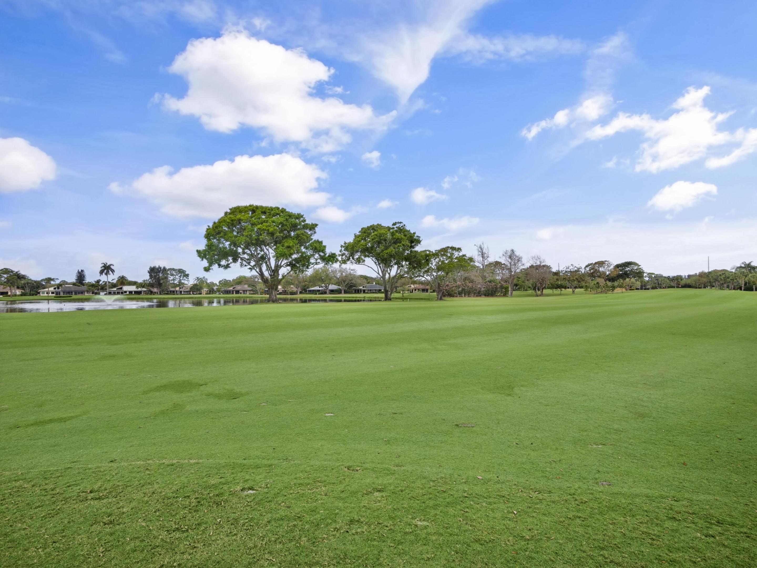 13731 Eastpointe Way