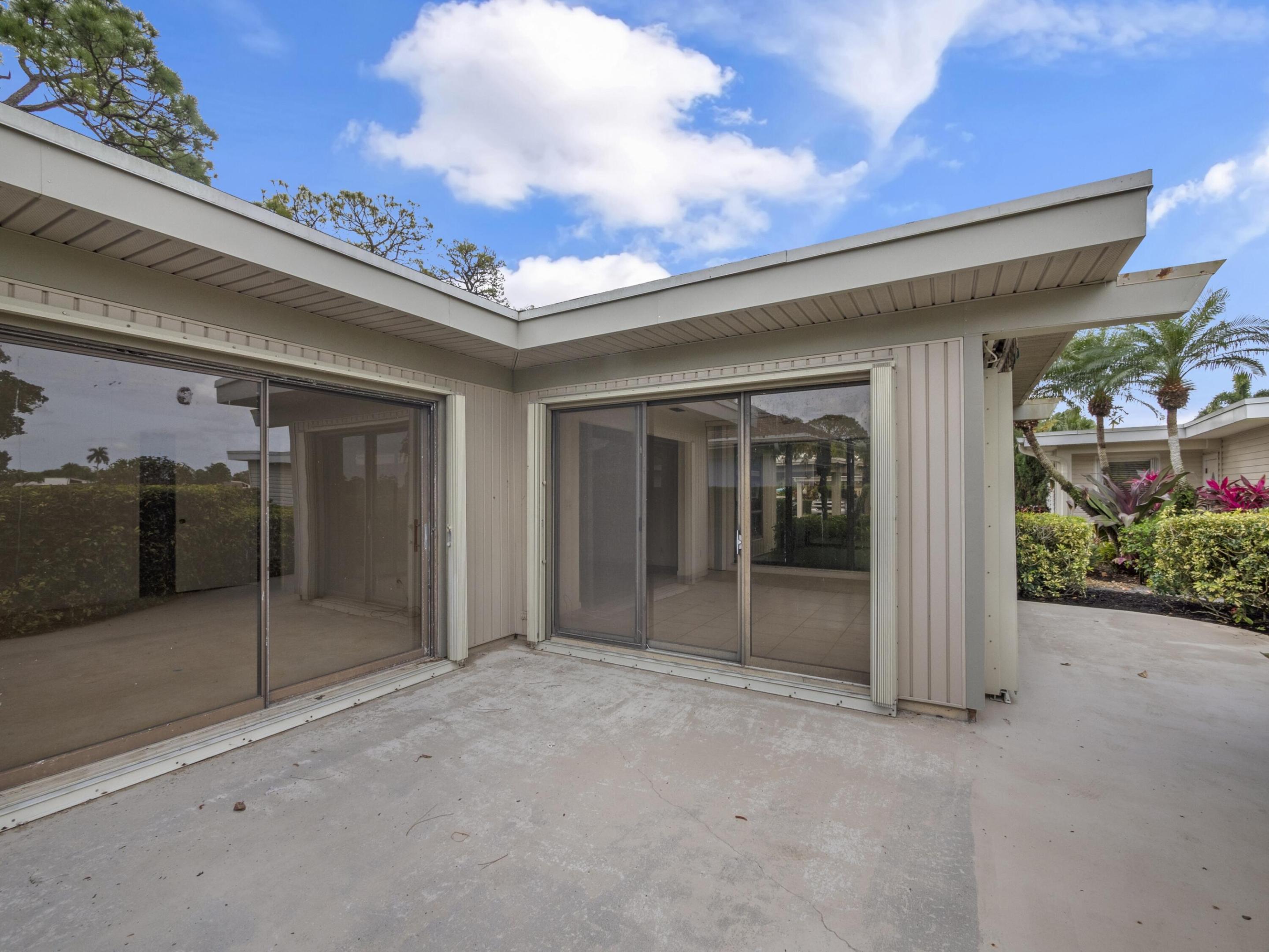 13731 Eastpointe Way