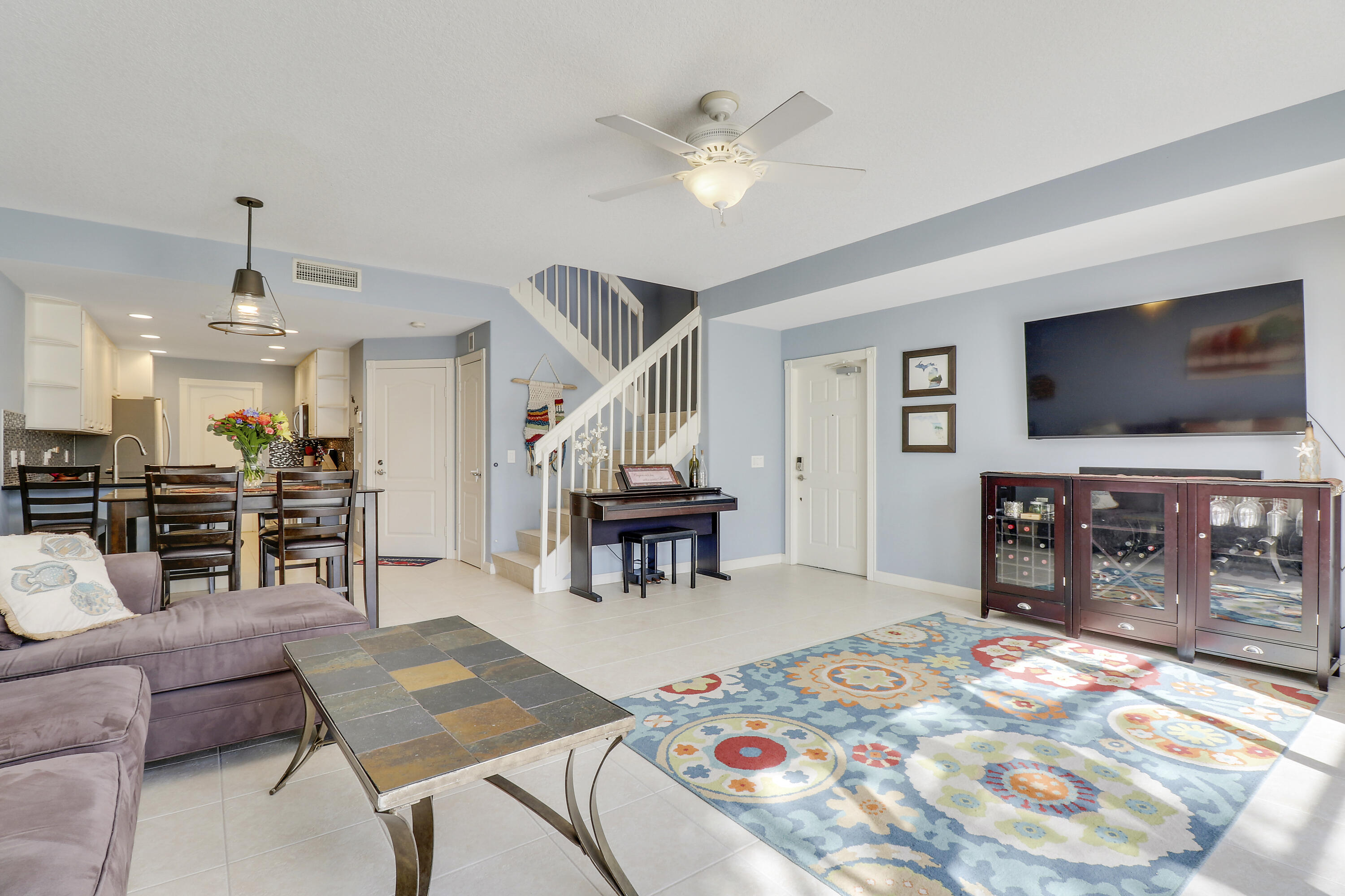 142 Santa Barbara Way