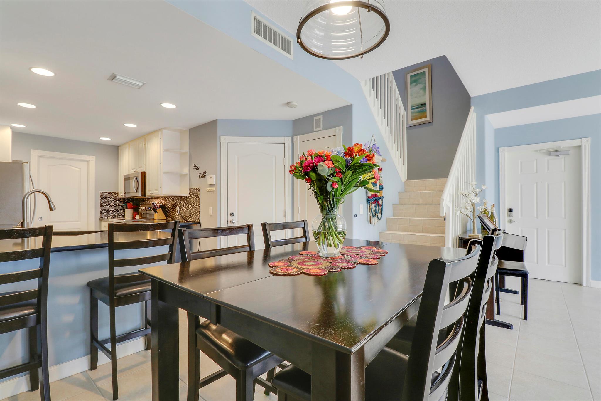 142 Santa Barbara Way