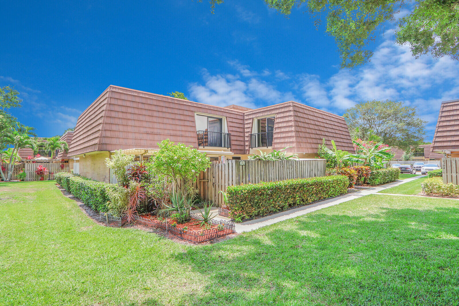 2105 21st Lane