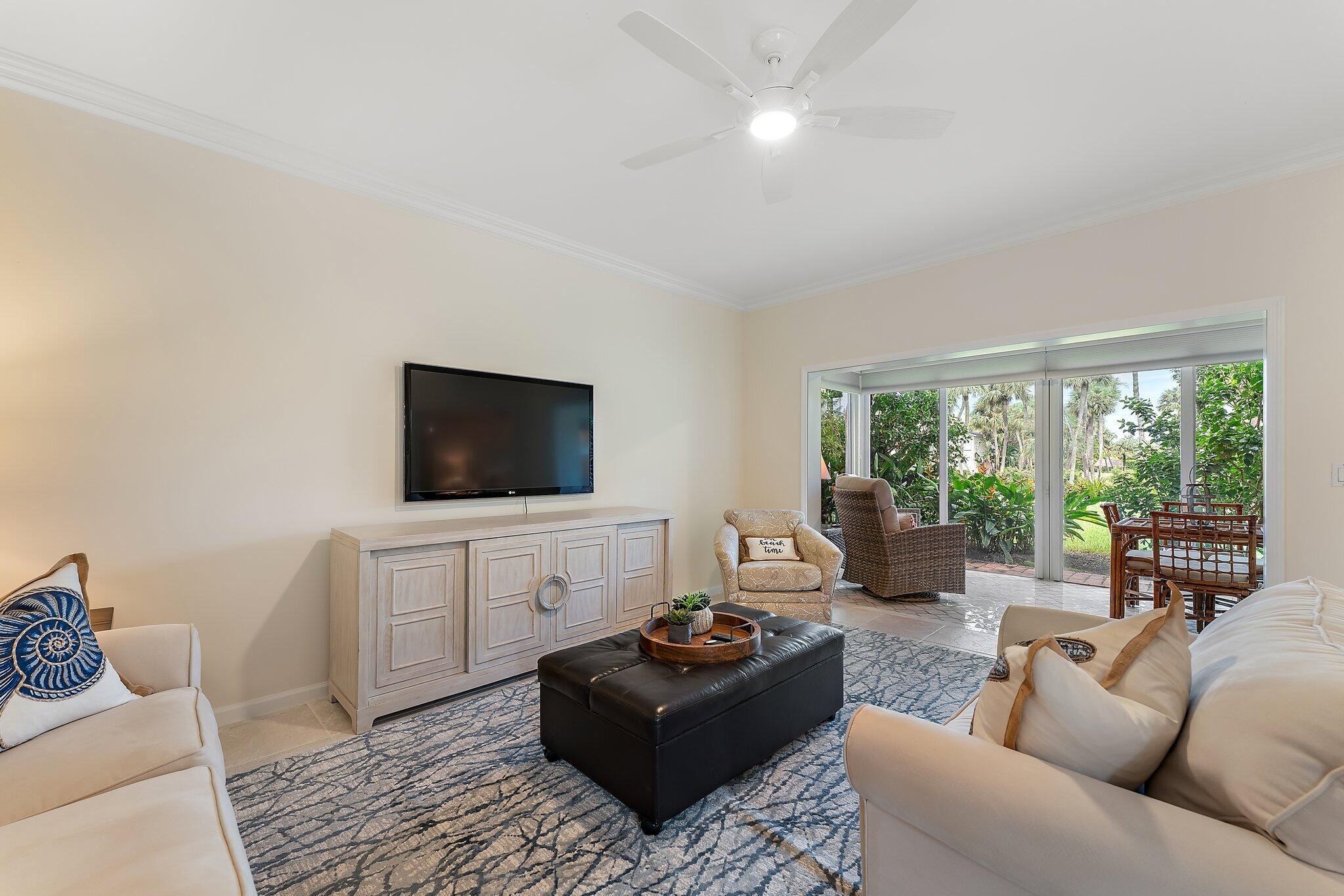 2905 Fairway Drive N