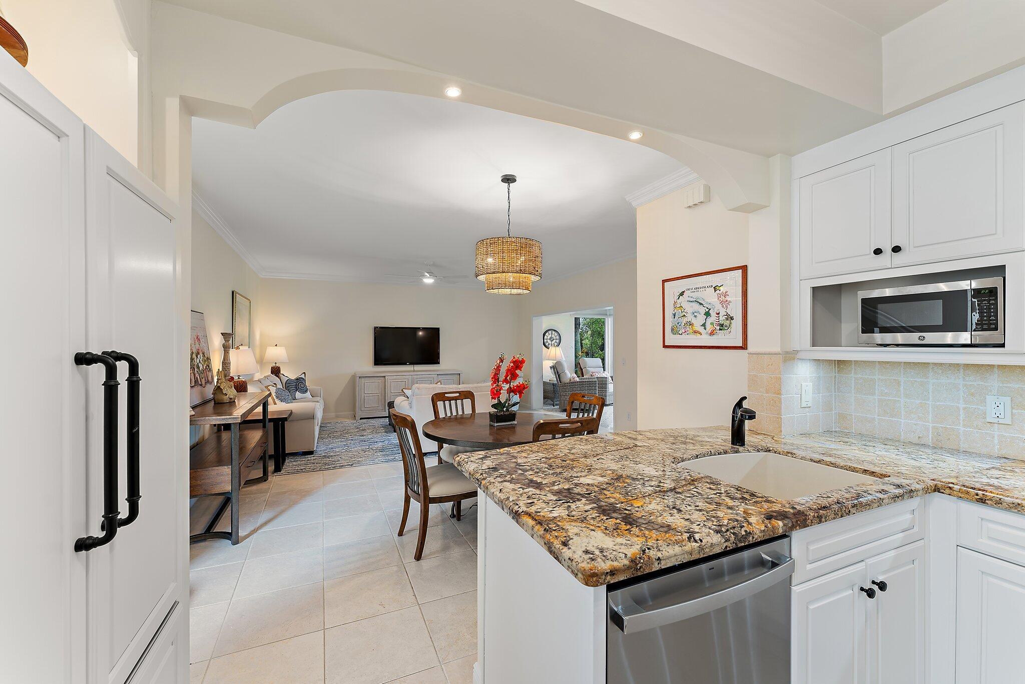 2905 Fairway Drive N