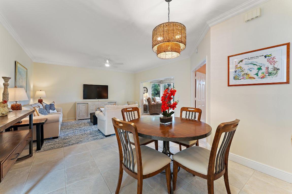 2905 Fairway Drive N