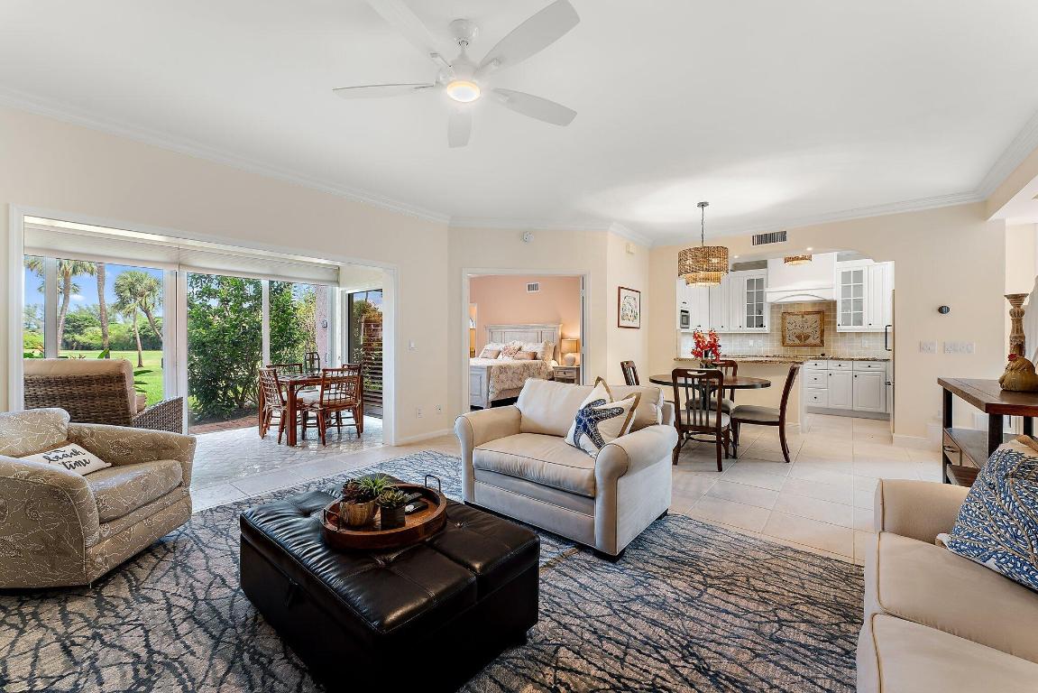 2905 Fairway Drive N