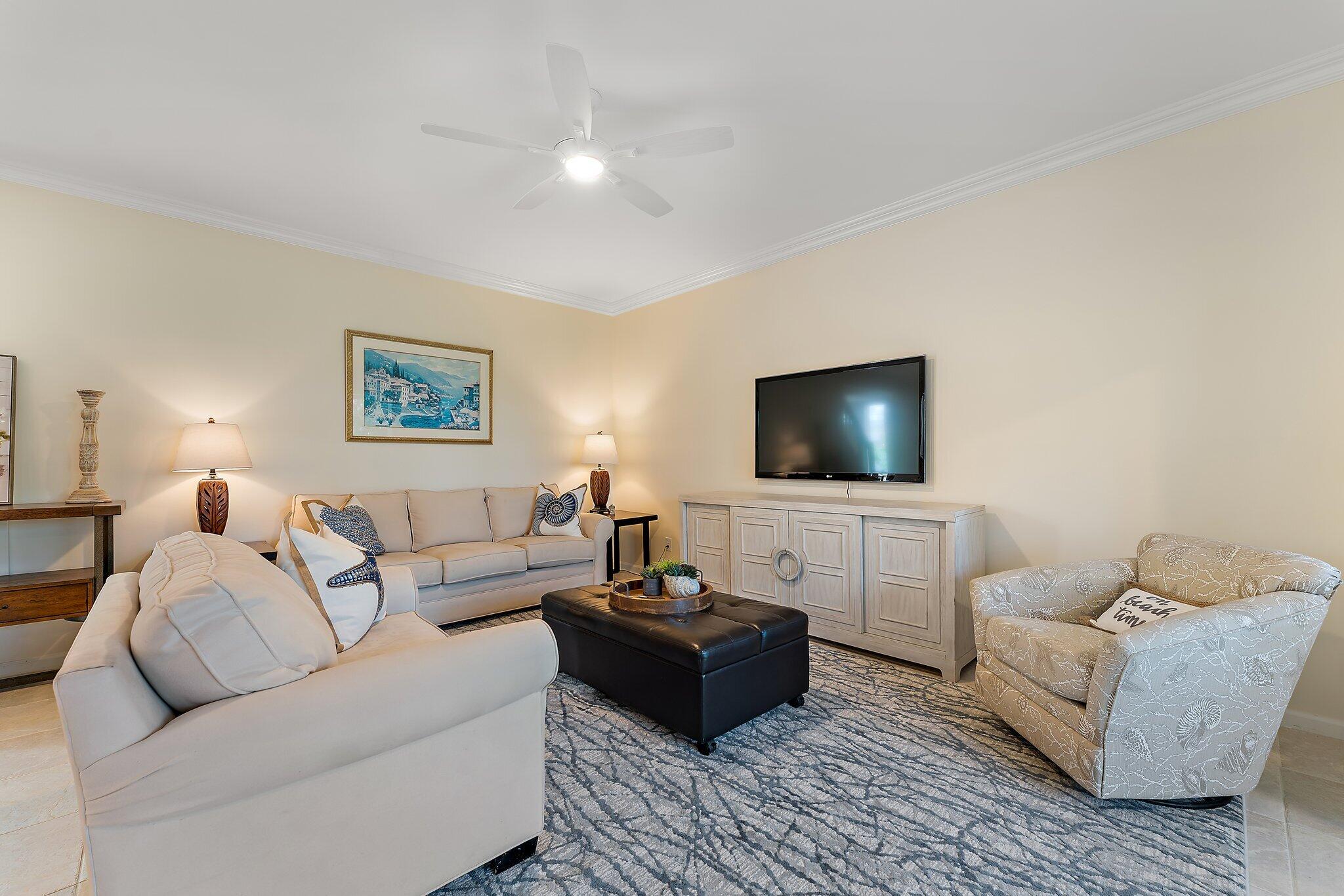 2905 Fairway Drive N